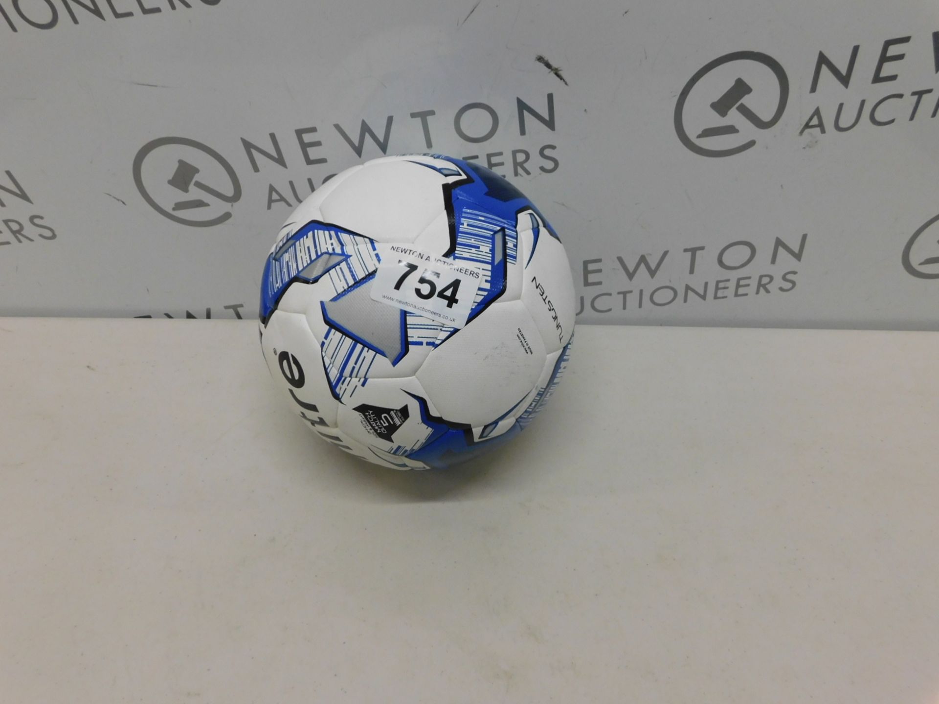 1 MITRE CENTRE TUNGSTEN FOOTBALL RRP £14.99