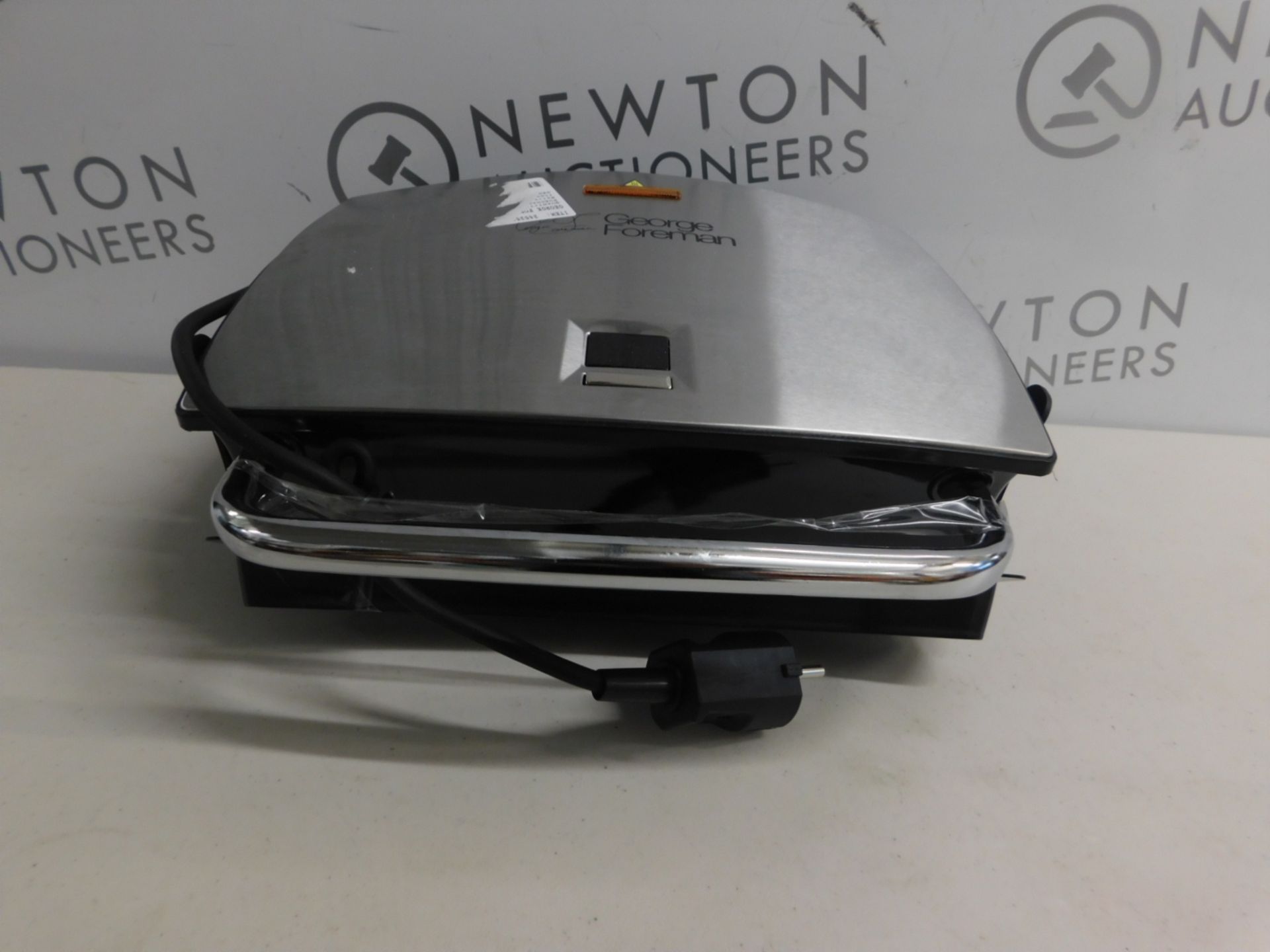 1 GEORGE FOREMAN 4 PORTION FAT-REDUCING HEALTH GRILL RRP £49.99