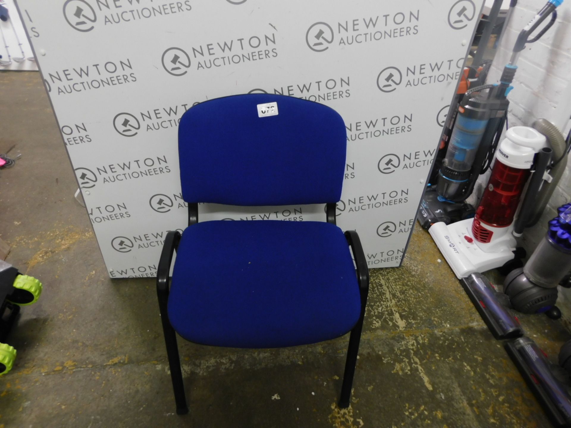 1 BLUE FABRIC OFFICE CHAIR RRP £79.99