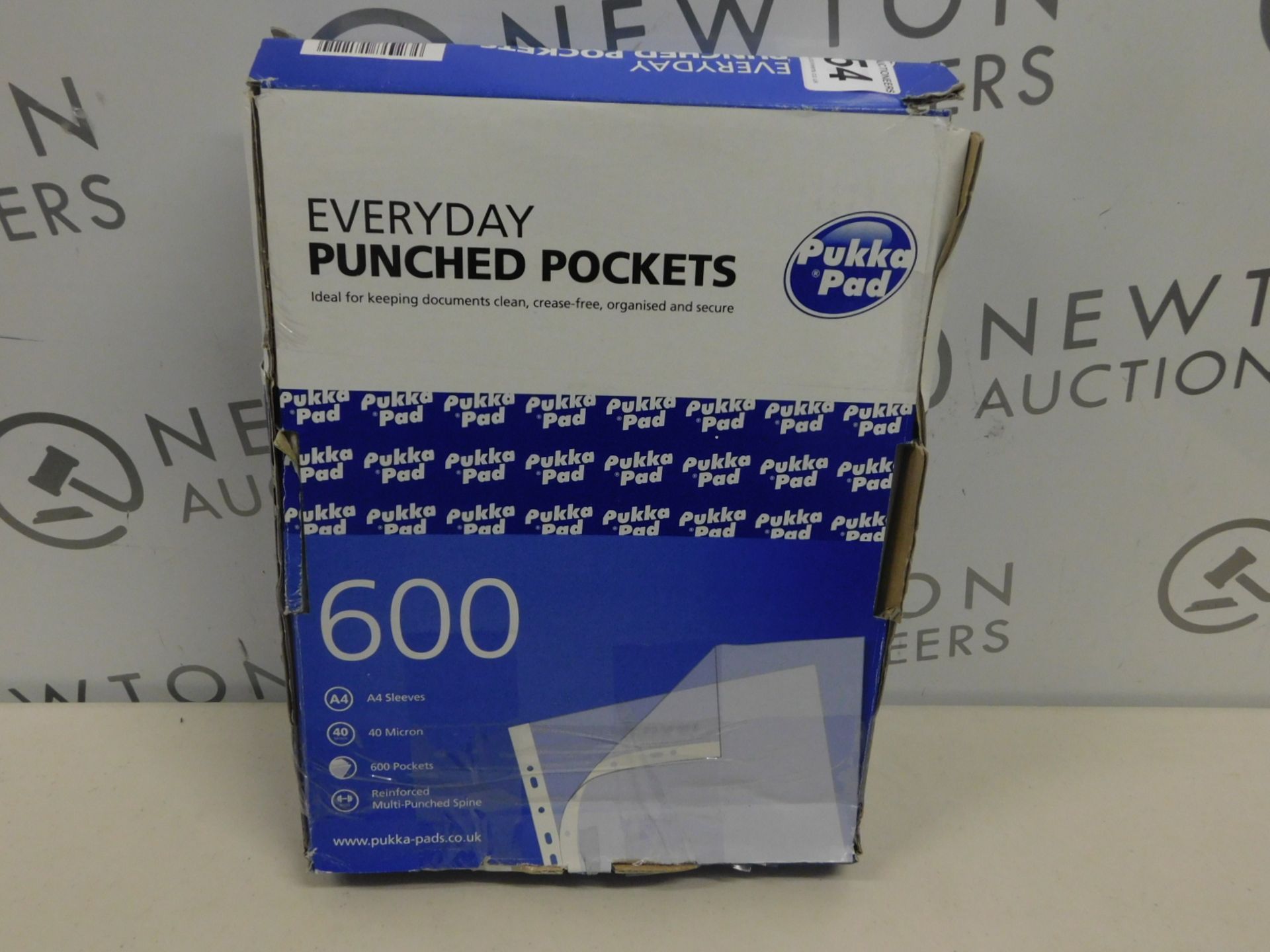 1 BOXED PUKKA PAD A4 APPROX 600 EVERYDAY PUNCHED POCKETS RRP £29.99