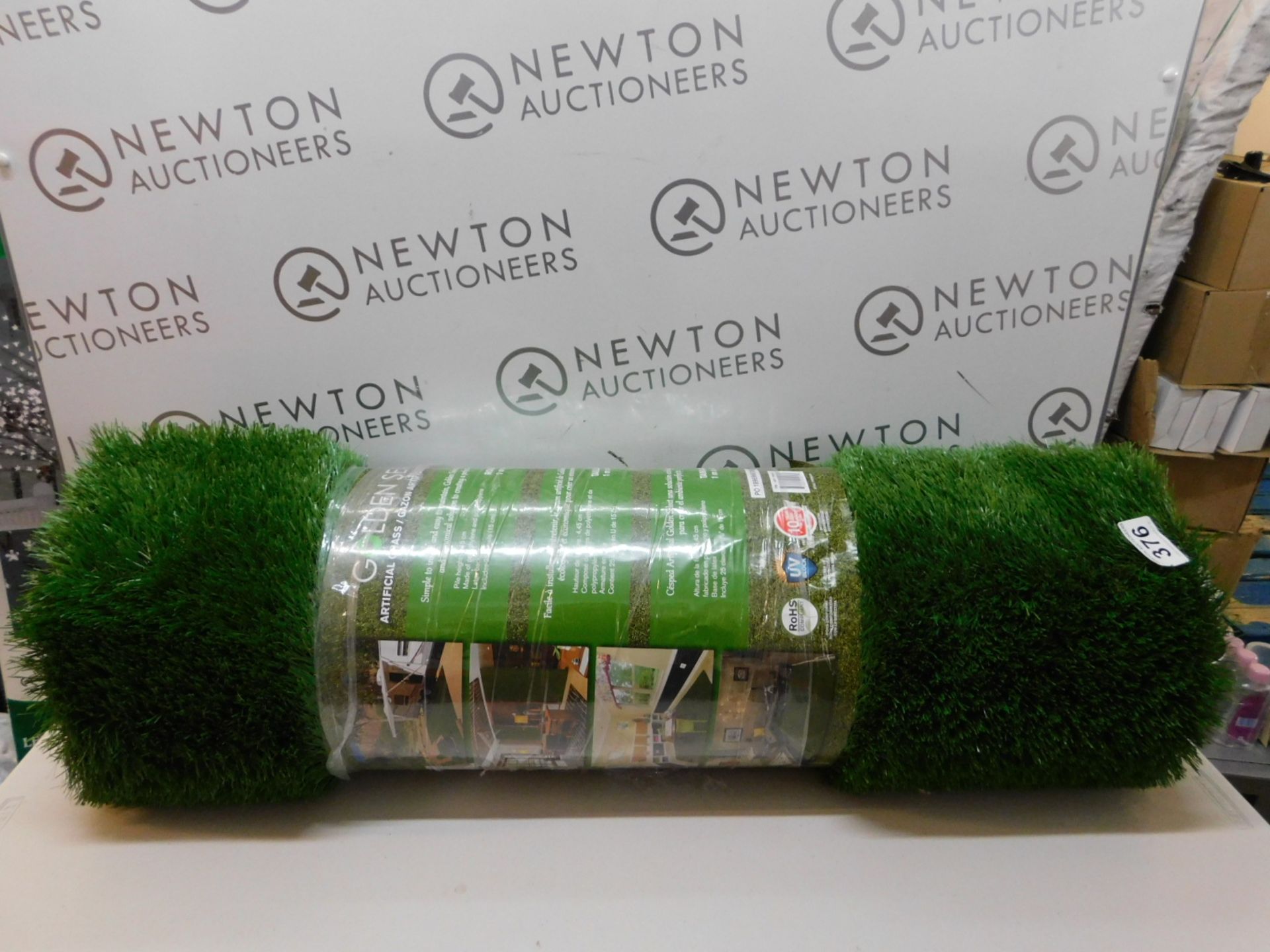 1 ROLL OF GOLDEN SELECT ARTIFICIAL GRASS 1M X 4M (COVERS 4M SQ) RRP £199.99