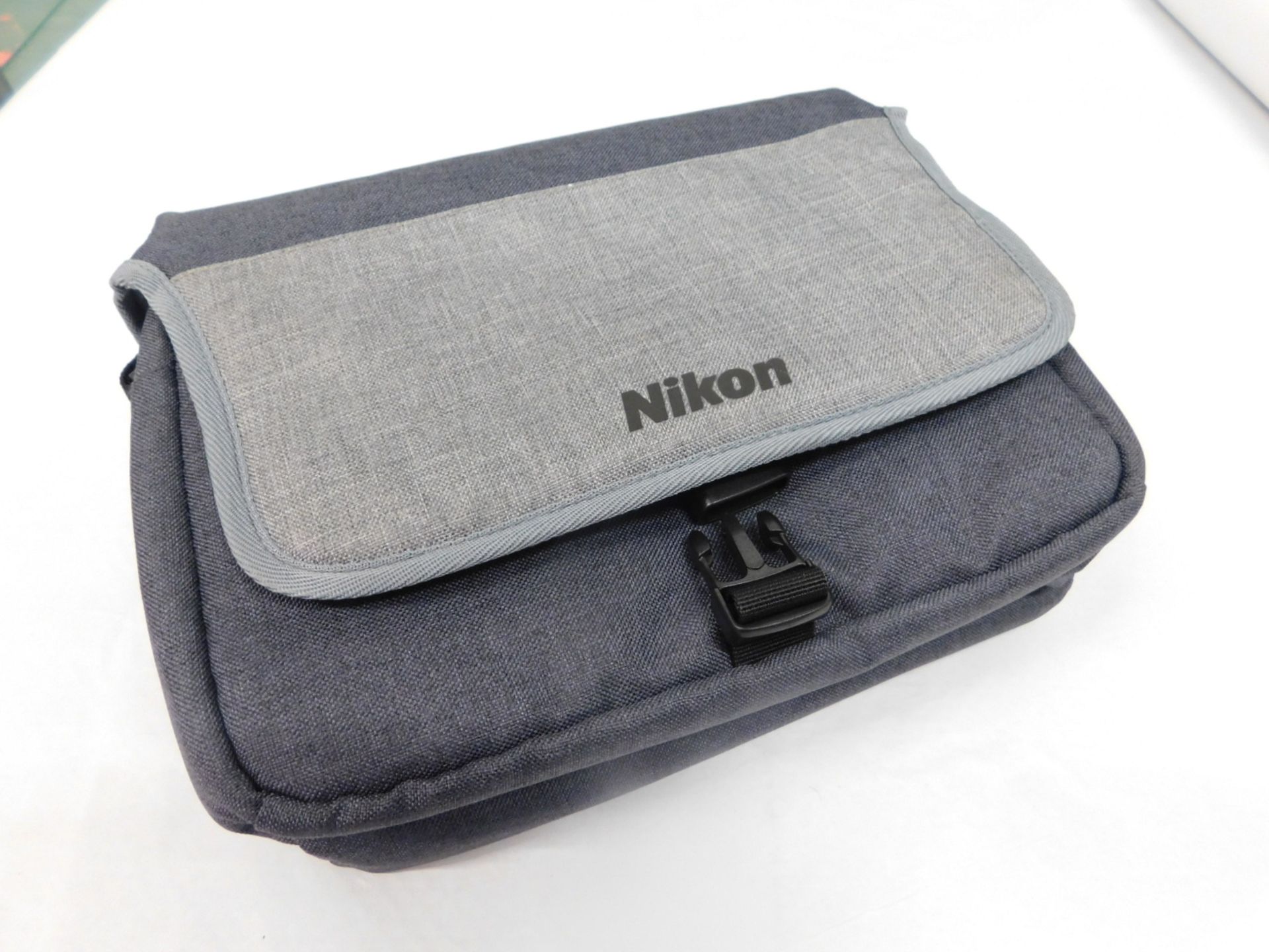 1 NIKON CAMERA BAG RRP £79.99