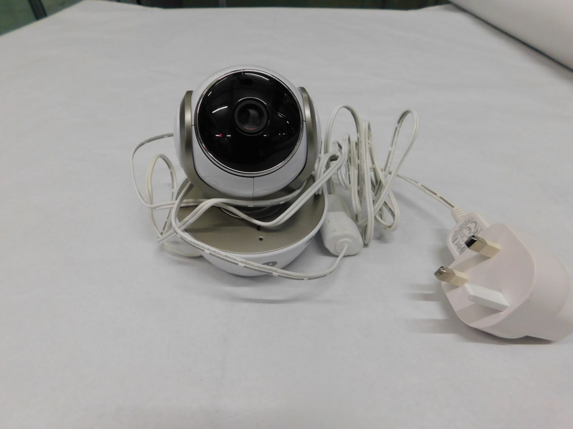 1 MOTOROLA FOCUS85 WIFI HOME VIDEO CAMERA RRP £129.99