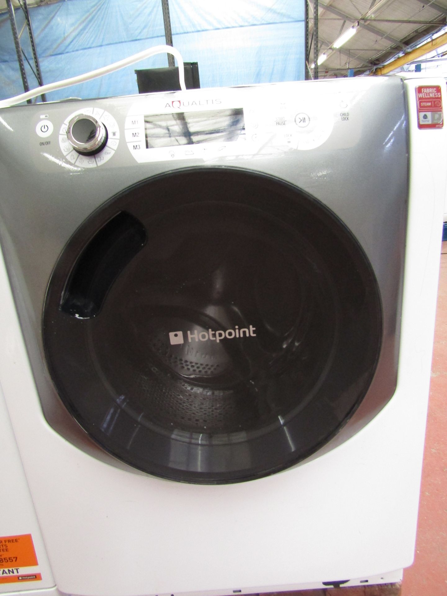 Hotpoint Aqualtis AQ113DA 697E 11kg washing machine, powers up and Spins, RRP £629 at Very.co.uk