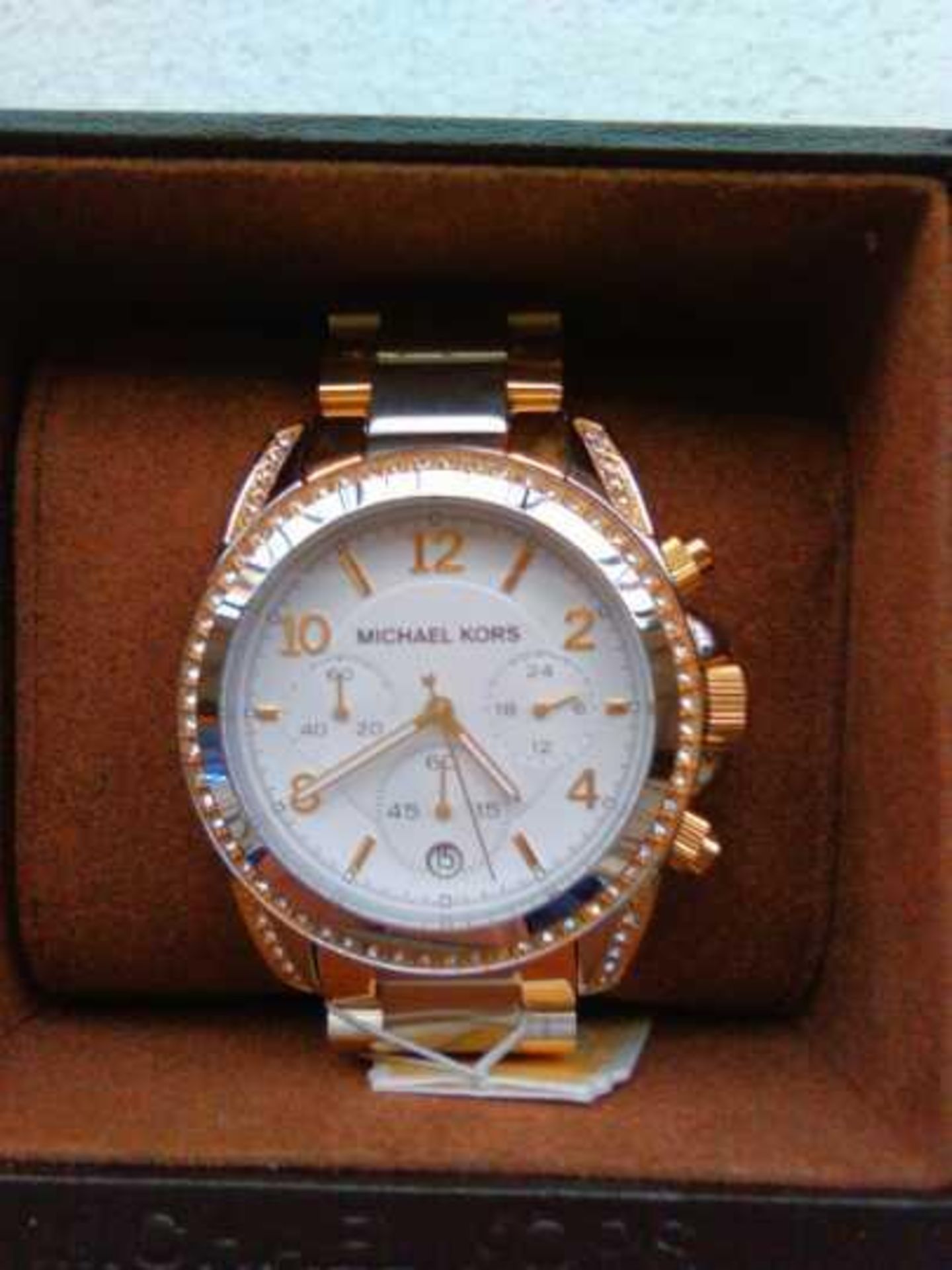 Michael Kors MK5685 ladies watch, new and ticking in presentation box.