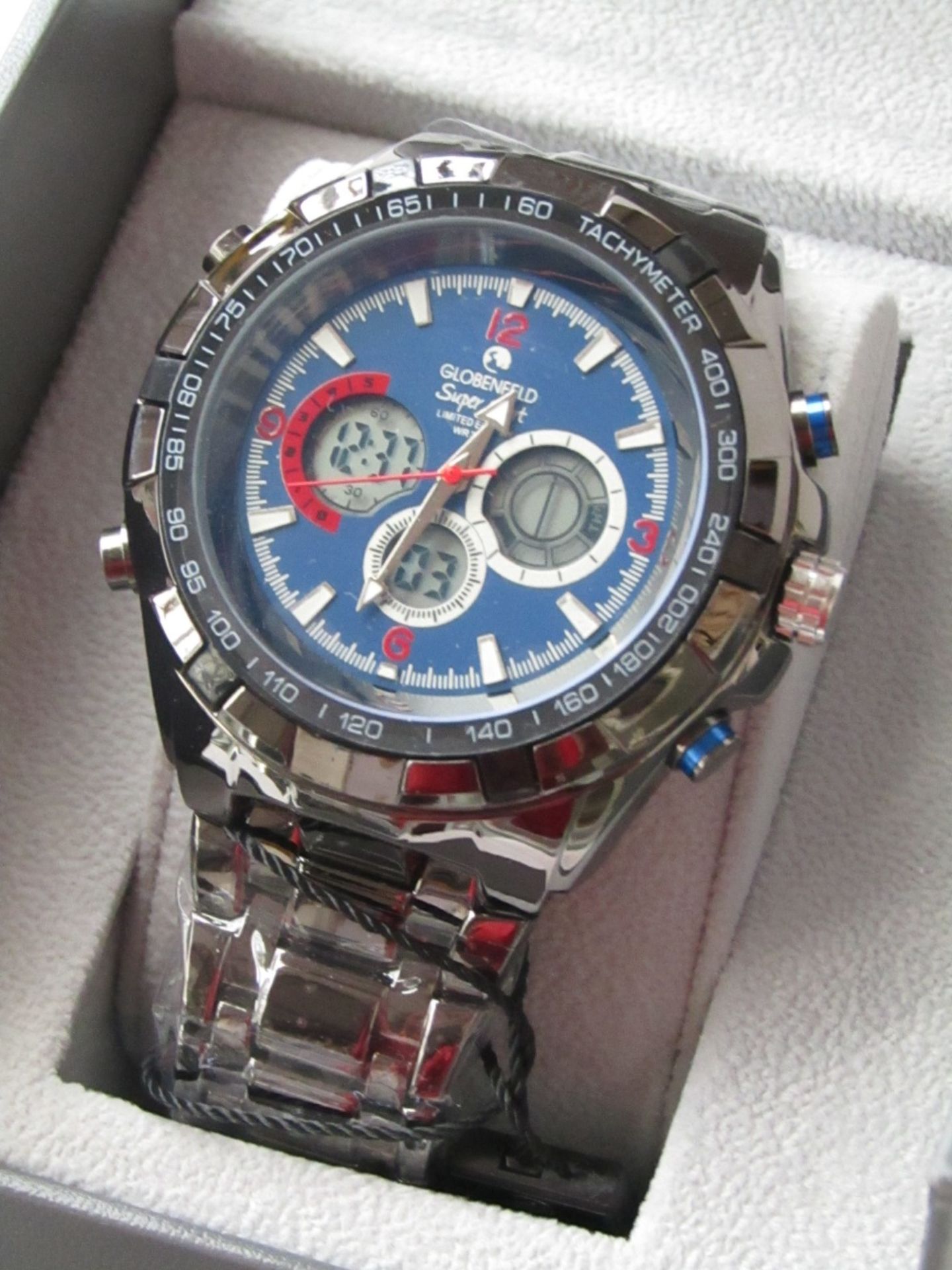 Globenfeld 9101 Super Sport Limited Edition WR30M Watch. New In Presentation Box.