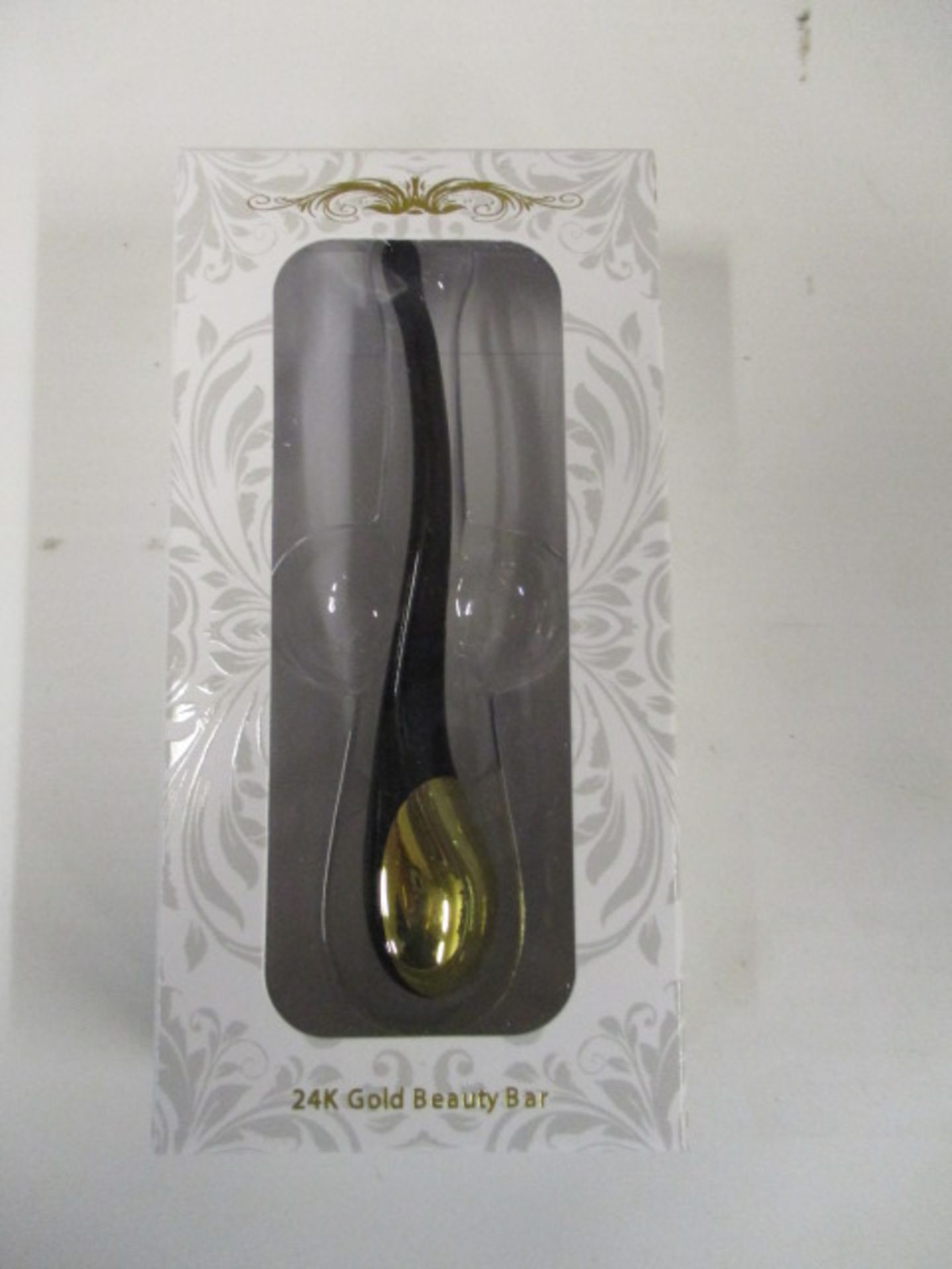 Cougar by Paula Dunne 24K Gold Beauty Bar. RRP £75 new & packaged The 24 Carat Gold applicator