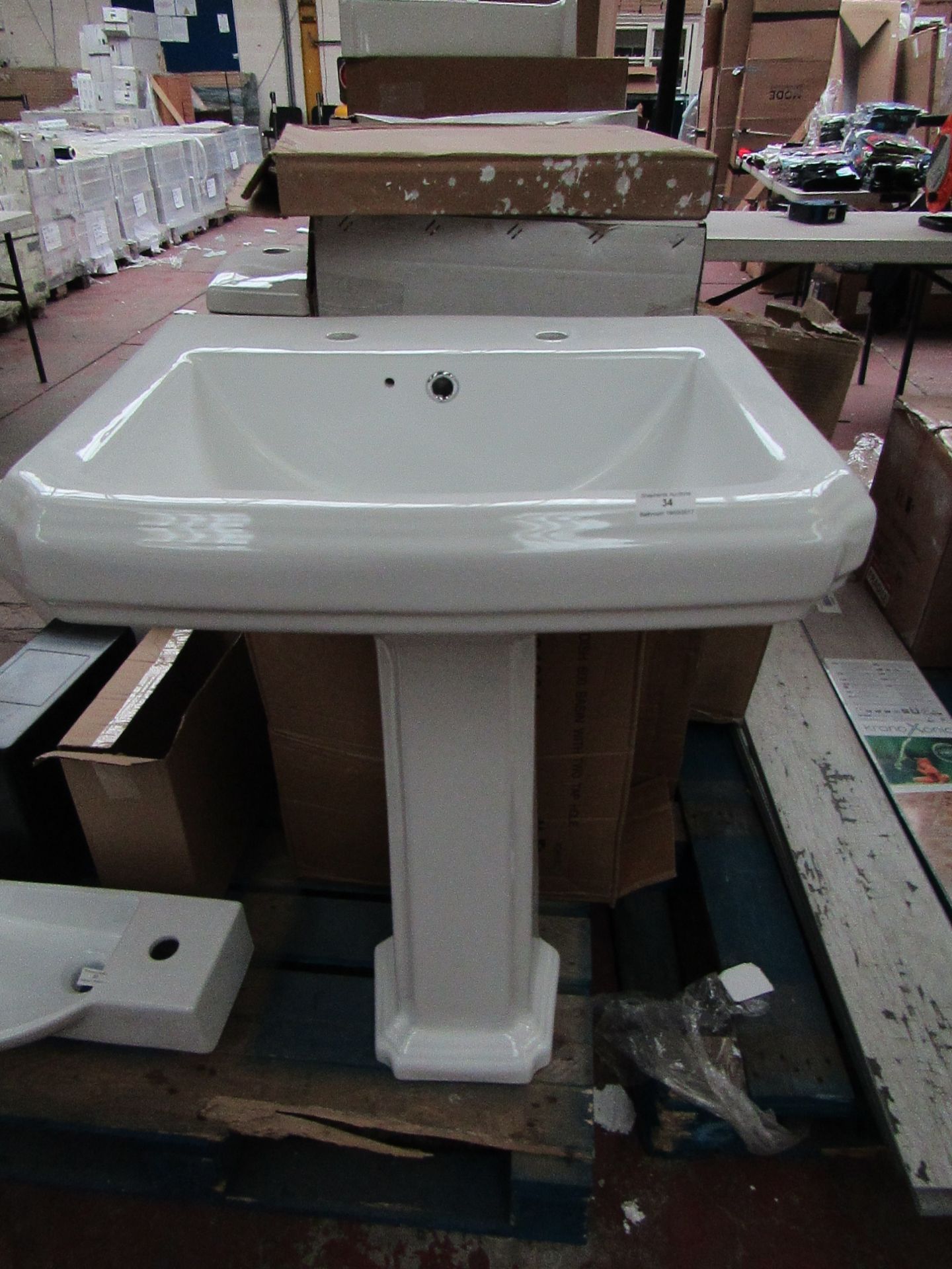Victoria Plumb Cavendish 600mm 2TH Basin with Victoria Plumb Winchester Pedestal. New & Boxed (3