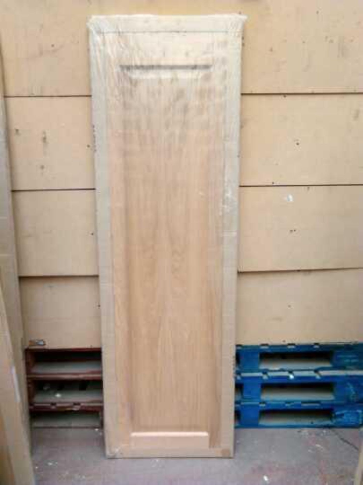 Seadec Wardley H1981 x W610 x D35mm Glazed Pre Finished to a High Standard Oak Veneer Solid Wood