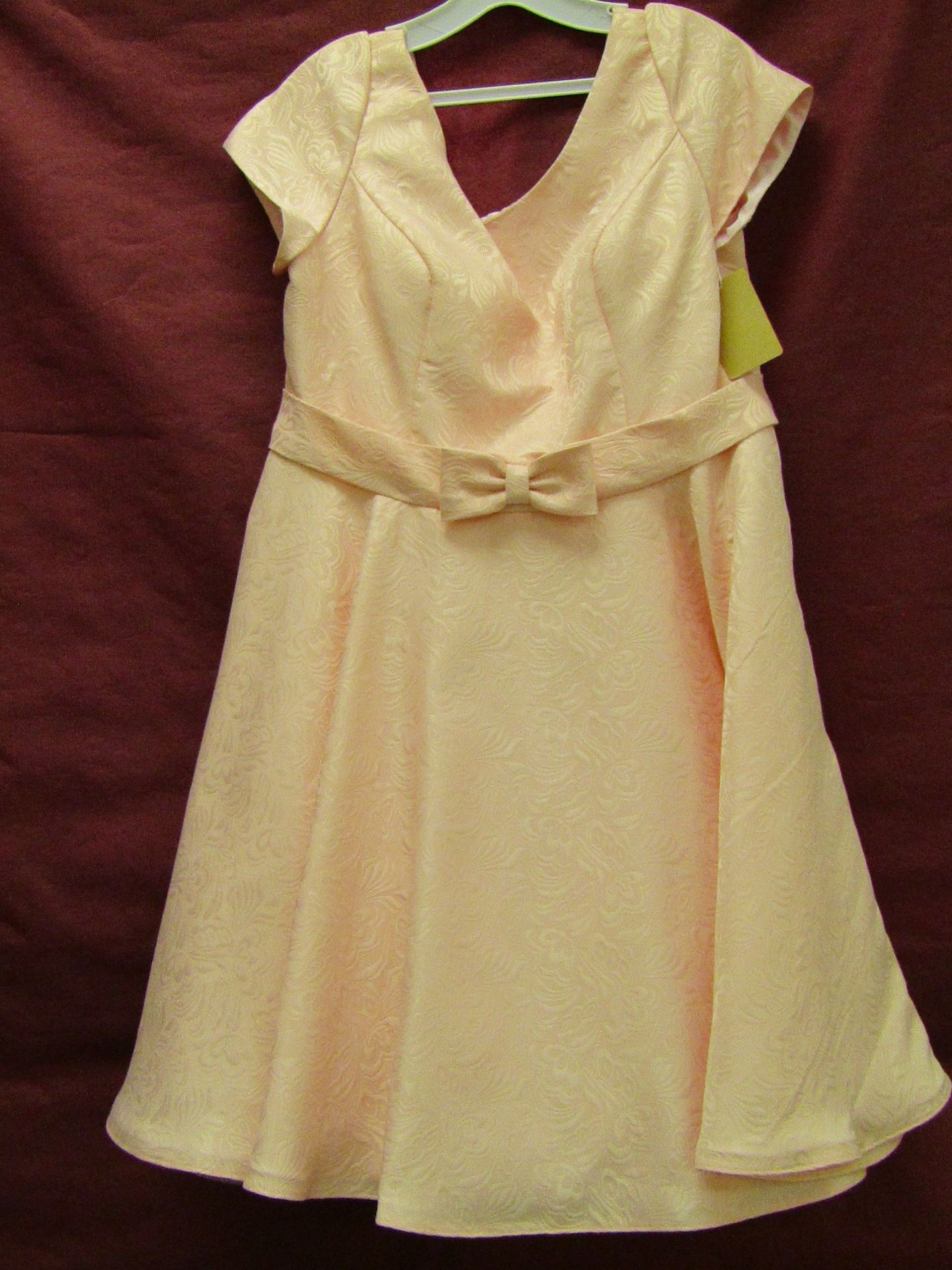 No VAT!! Bridesmaid Occasion wear Dress size 24. Brand New - Image 2 of 3