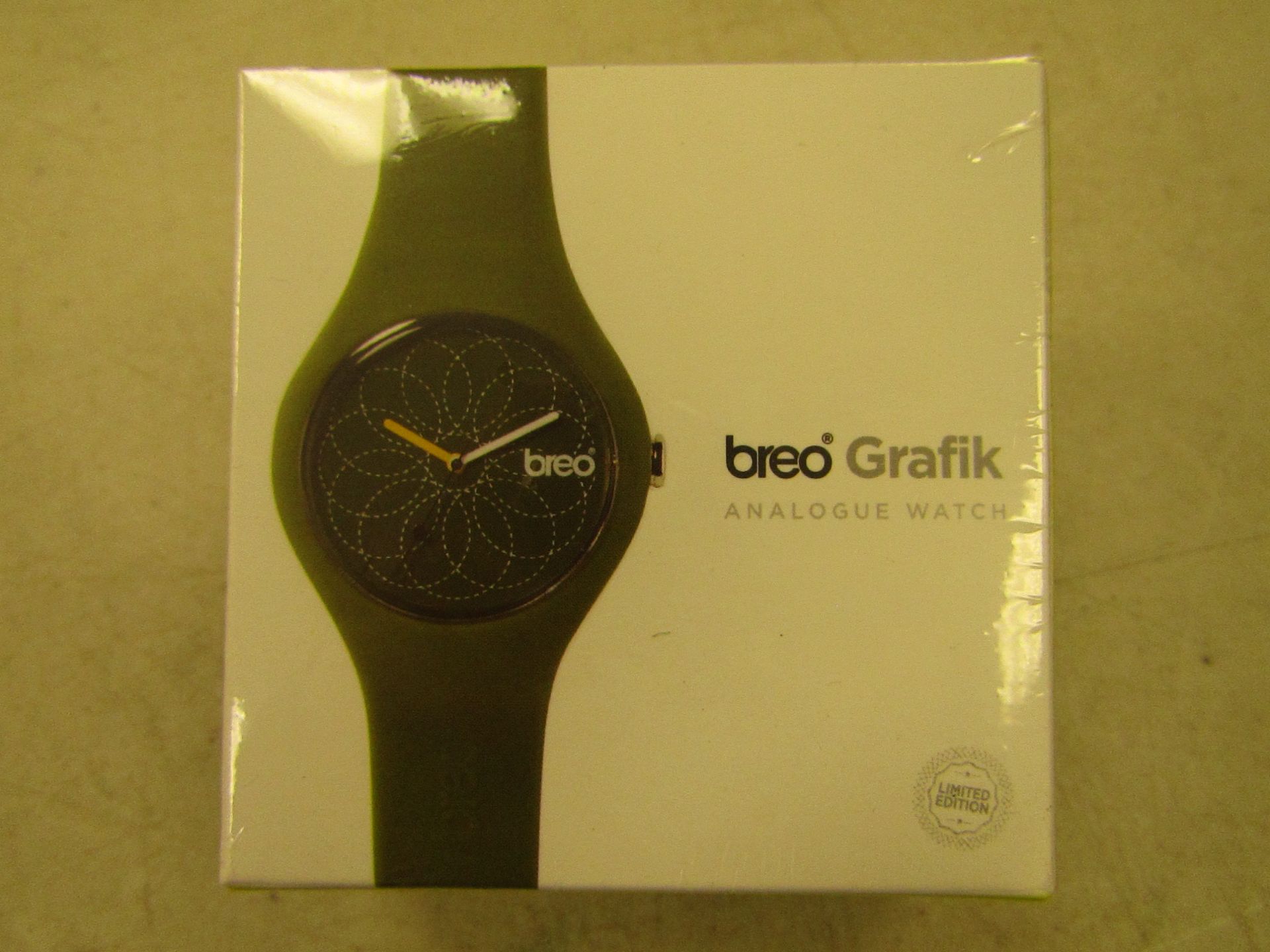 Breo Grafik analogue watch, new and boxed.