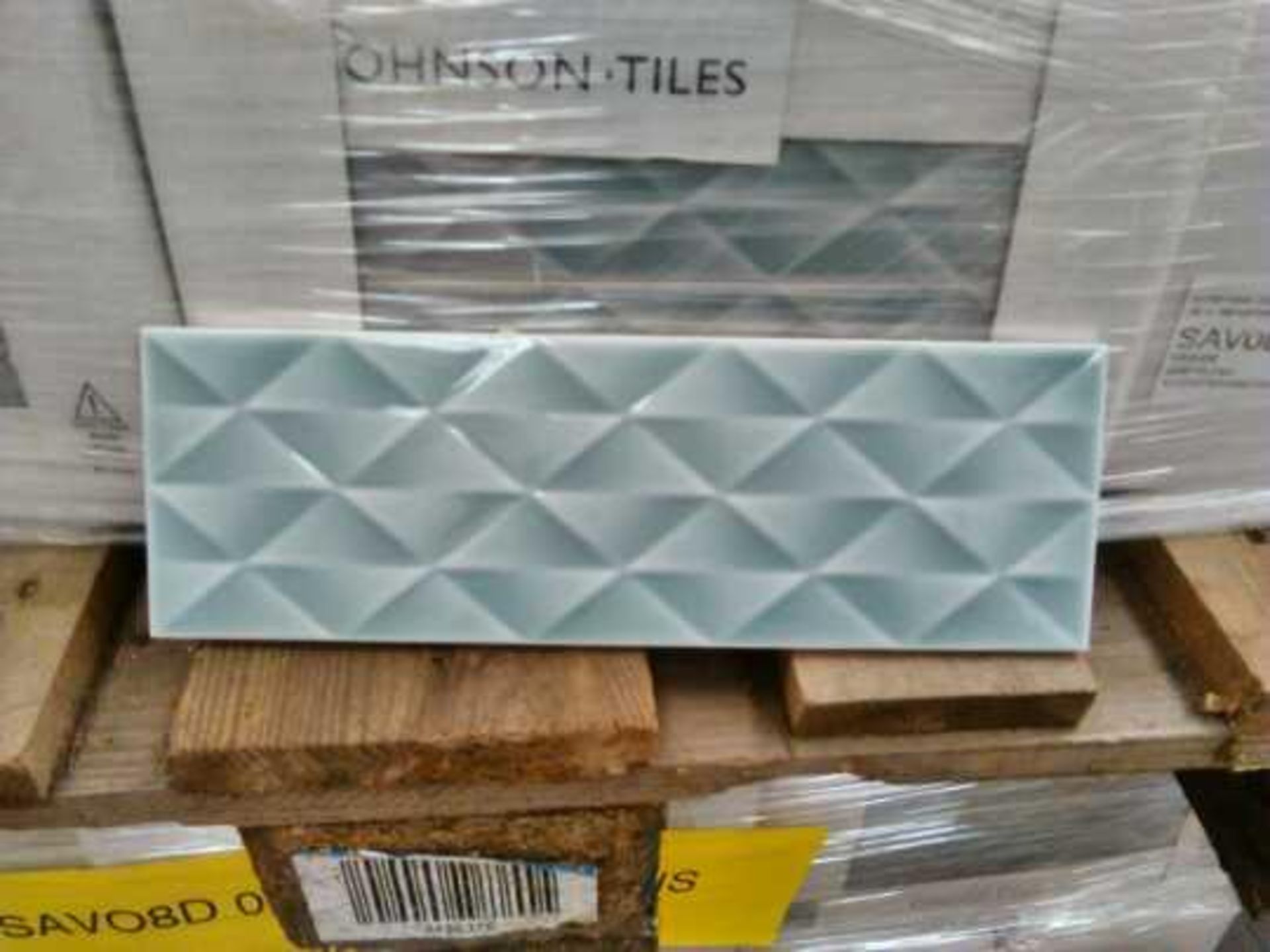 64x Packs of 34 Johnson Tiles Grande Leaf Gloss (SAVO 8D) 300 x 100 x 8mm Textured Glazed Wall