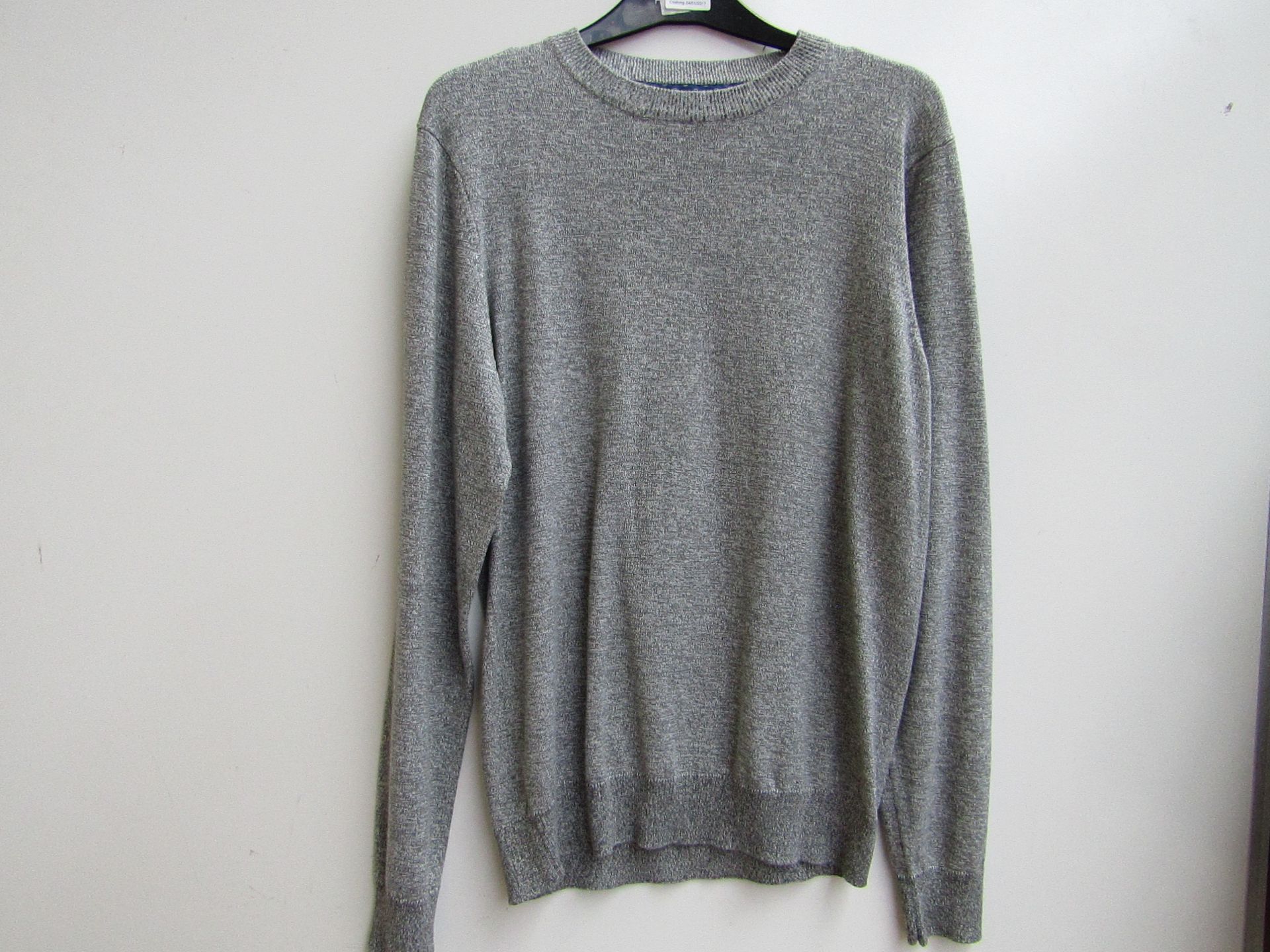 Mens SRG Mens Roundneck Knit. Size M. Showroom Sample