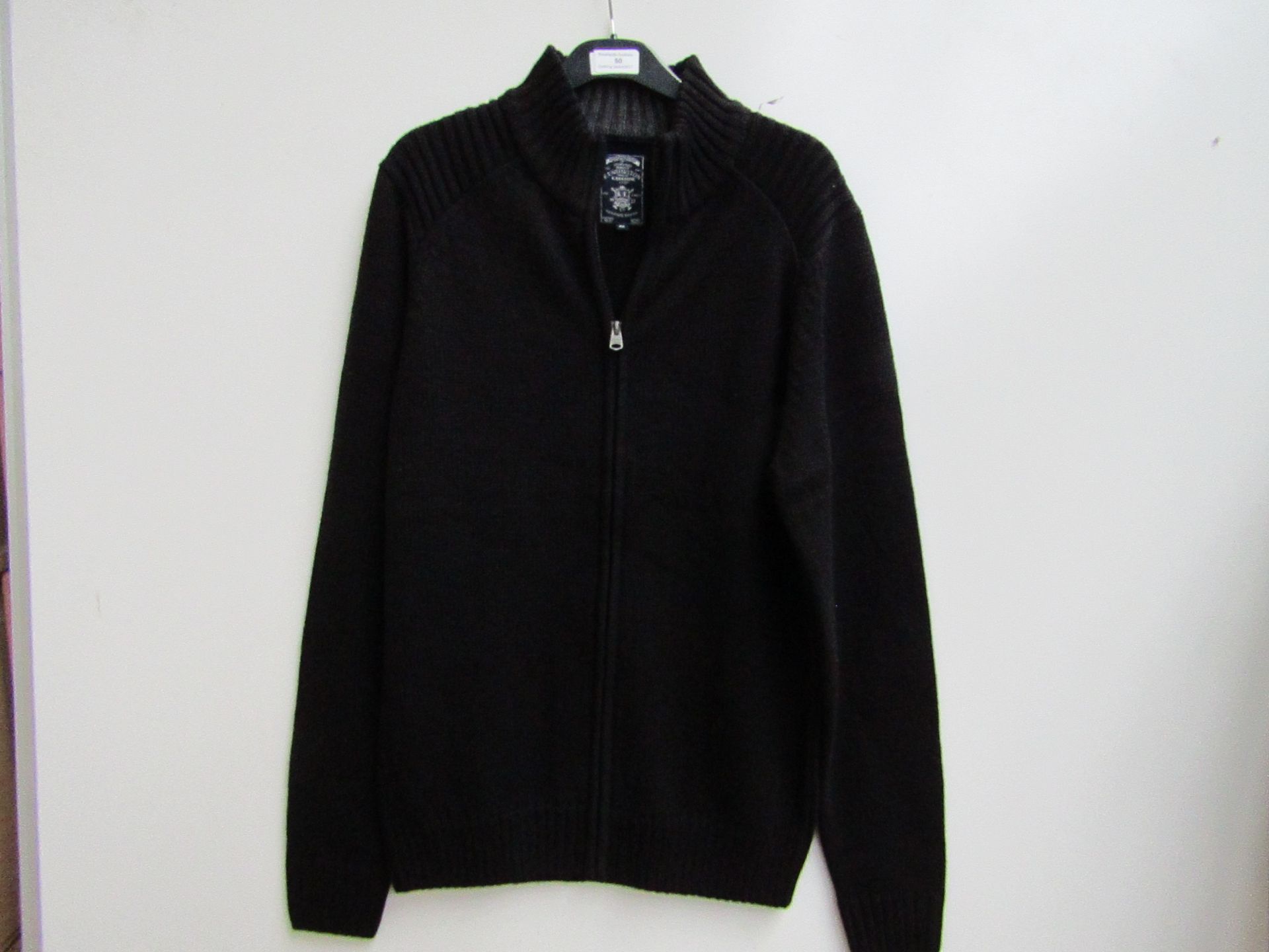 Mens Kensington Knit. Size M. Showroom Sample