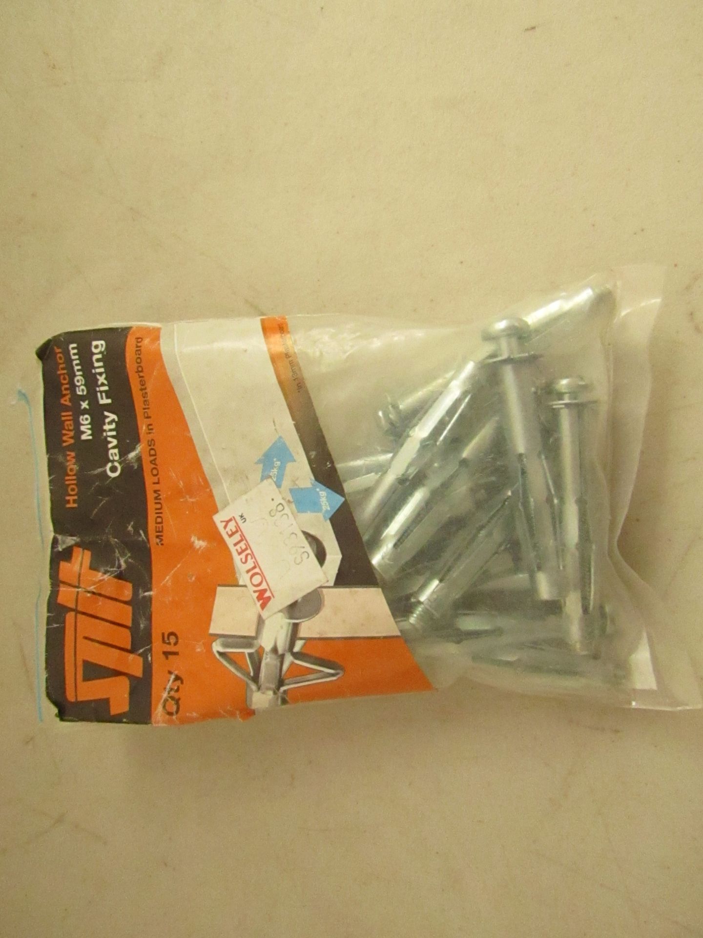 10x Packs of 15 Split cavity fixings M6 x 59mm, all new and packaged.