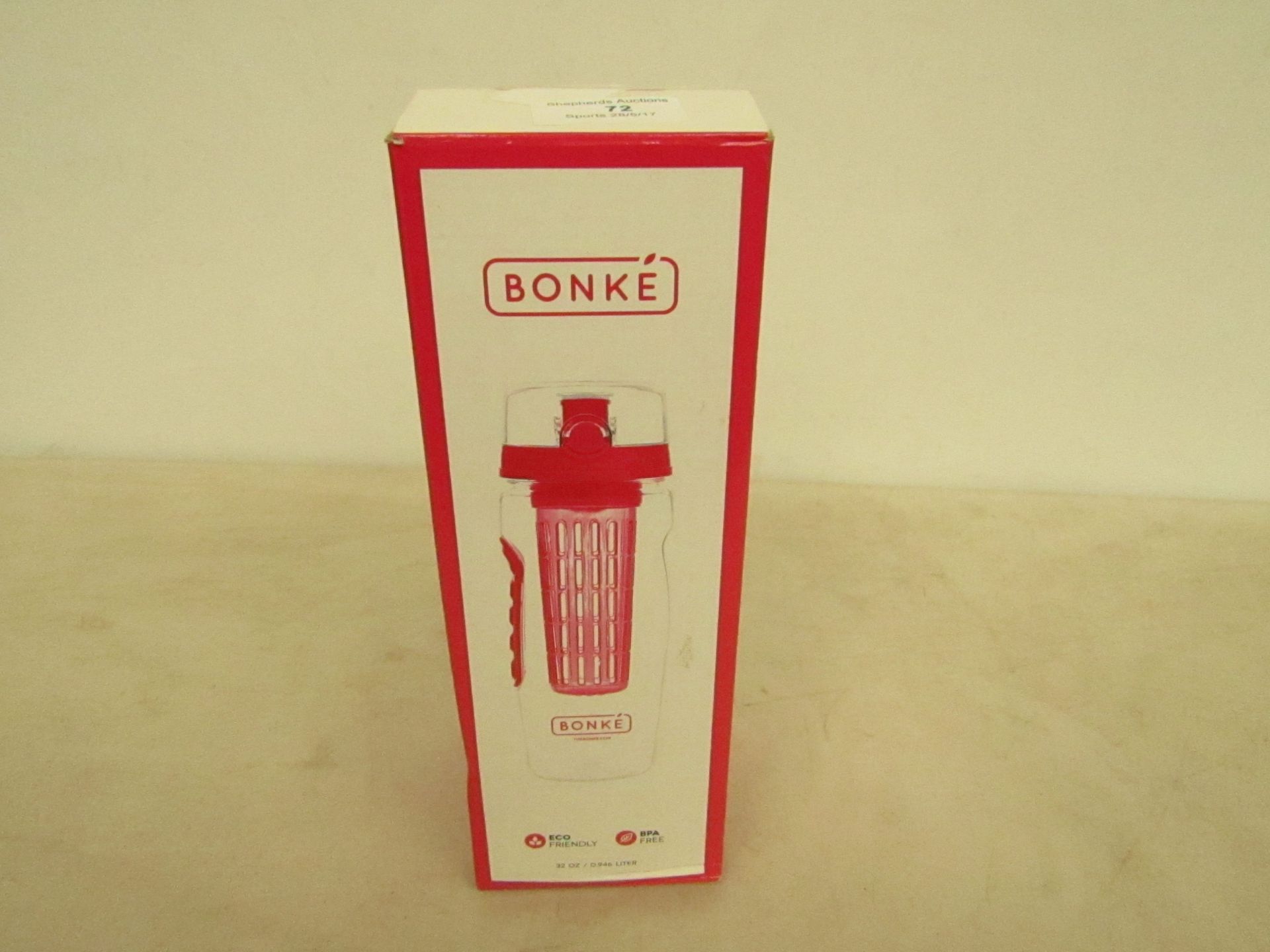 Bonke infusion water bottle, new and boxed.