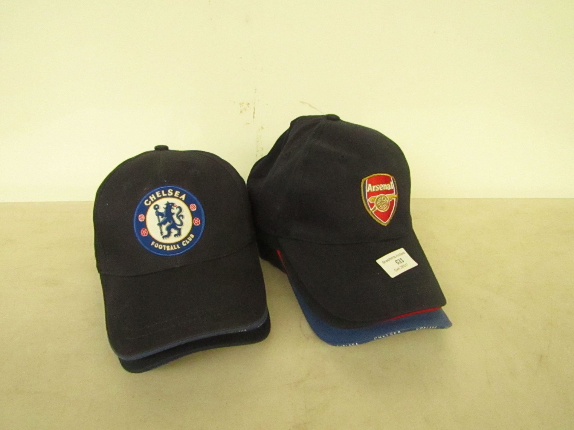 6x Football Club Caps (4x Chelsea & 2x Chelsea).
