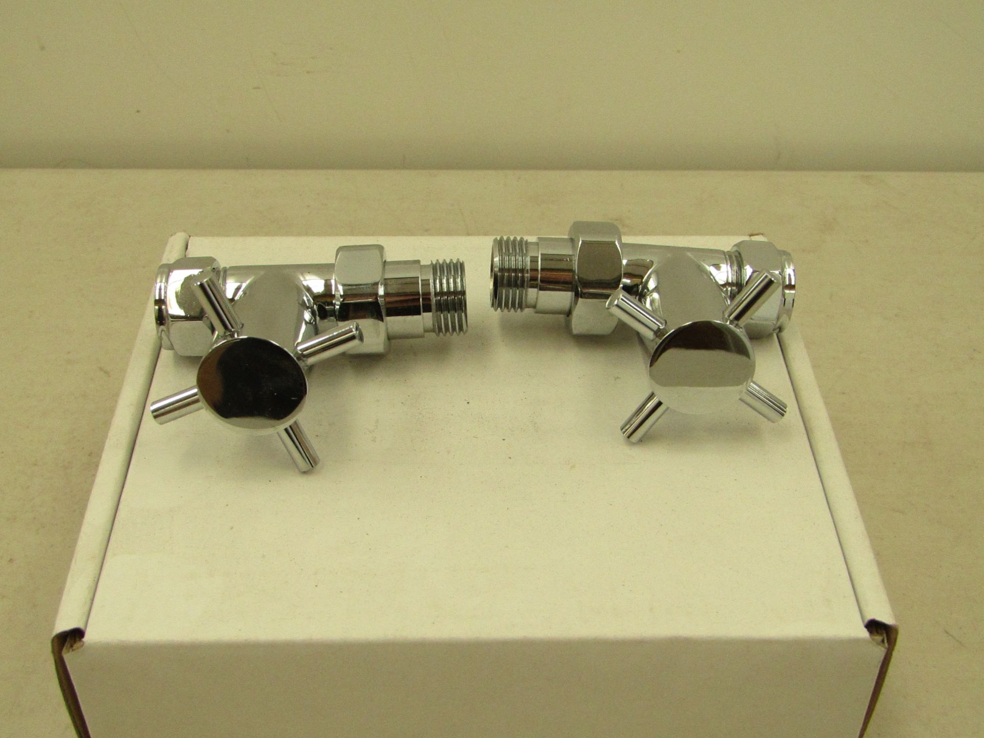 Pair of Triangle Radiator Valves (RCXHDSC) - Chrome. New & Boxed.