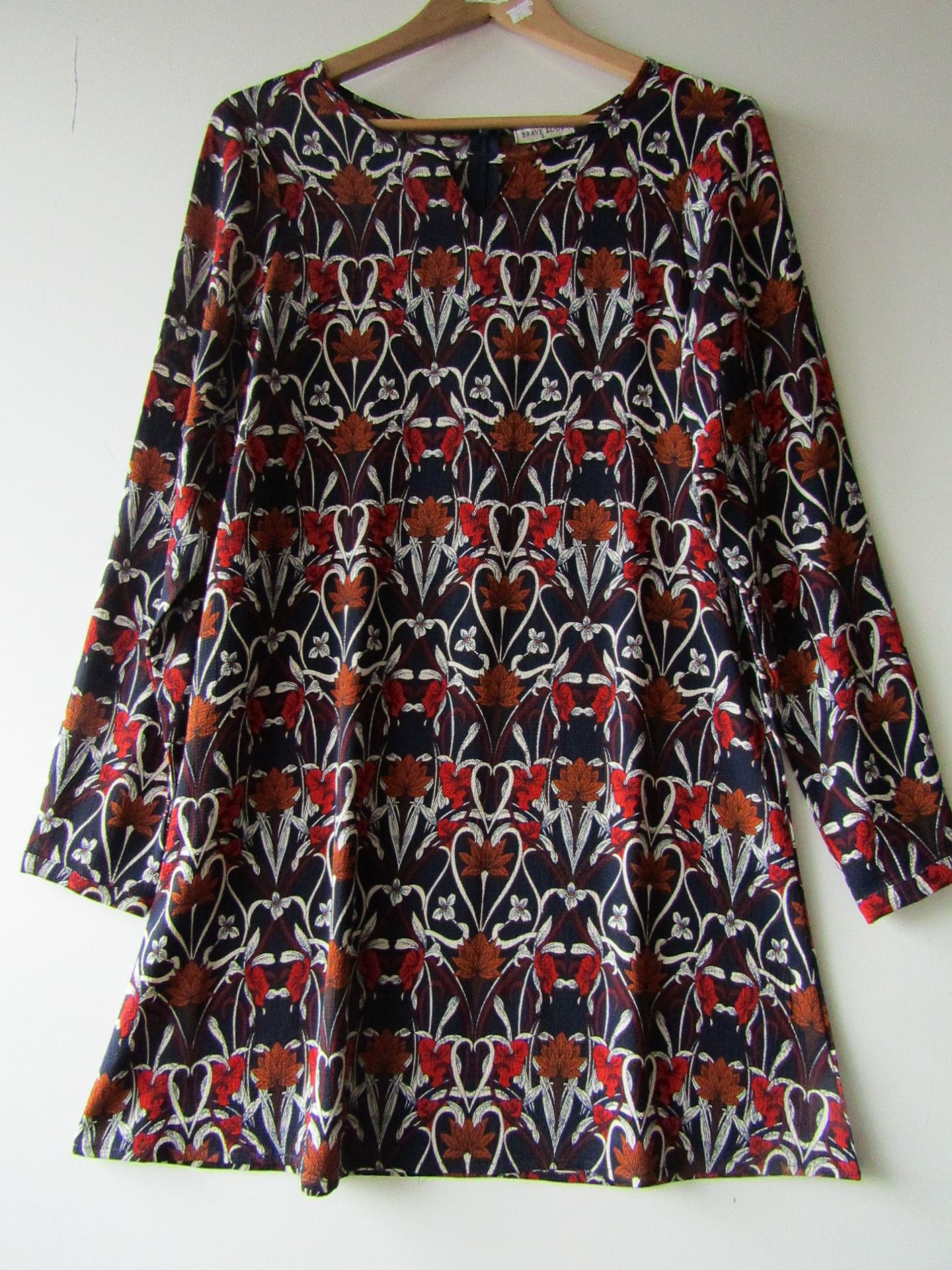 Ladies Brave Soul Long sleeved Patterned Dress. New Sample. Size S