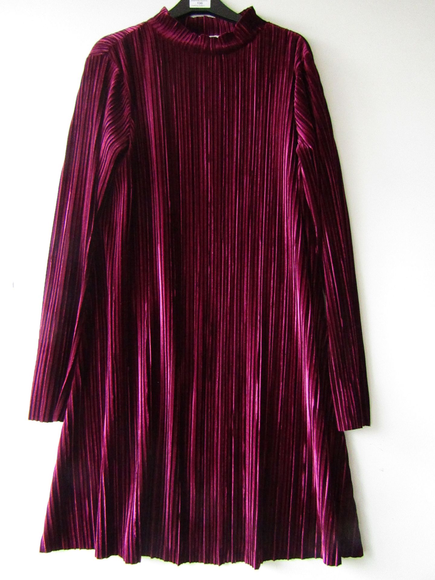 Ladies Brave Soul Long Velvet sleeved Dress. New Sample with tags. Size S