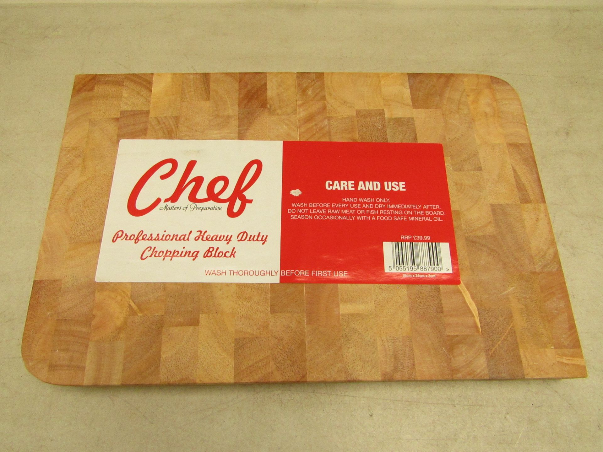Chef professional heavy duty chopping board, new.