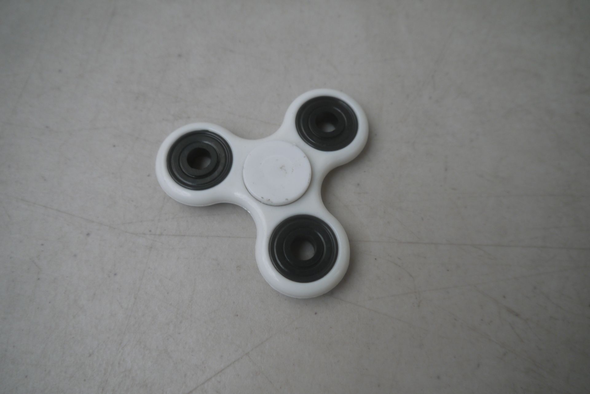 Fidget spinner, see picture for colour, new and boxed.