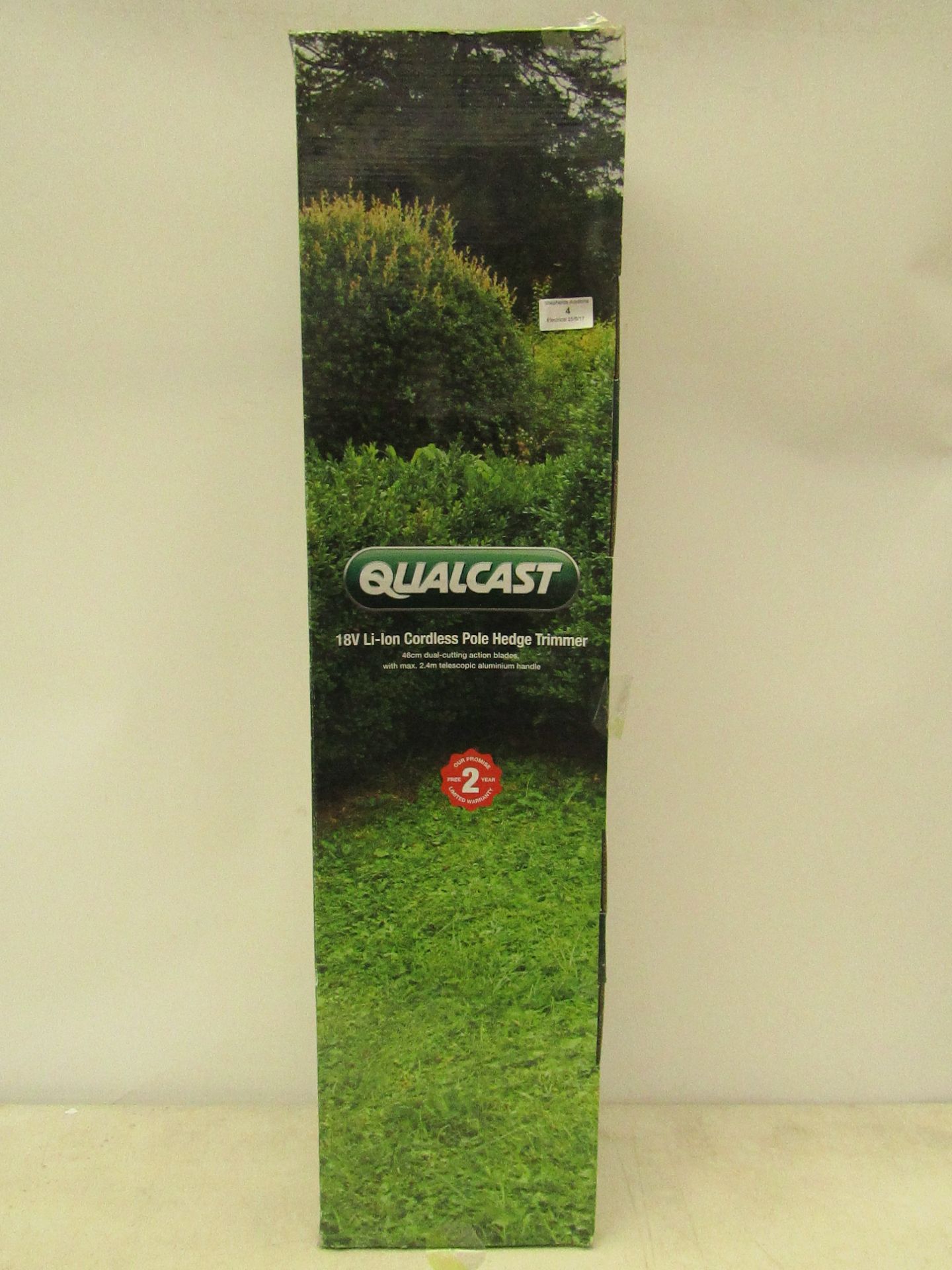 Qualcast 18v li-ion cordless pole hedge trimmer, tested working and boxed but requires battery.