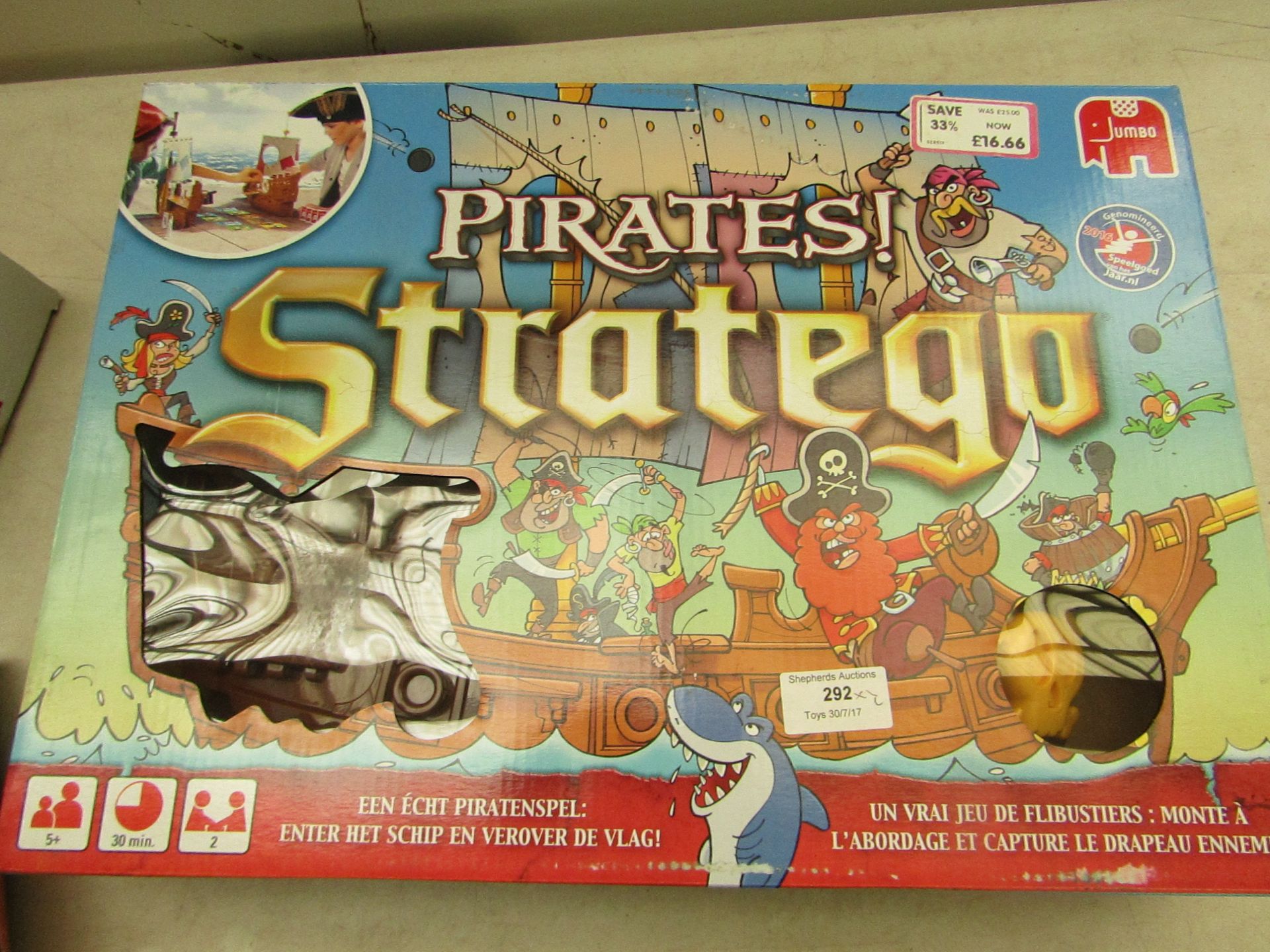 2x pirates stratego, both unchecked and boxed.
