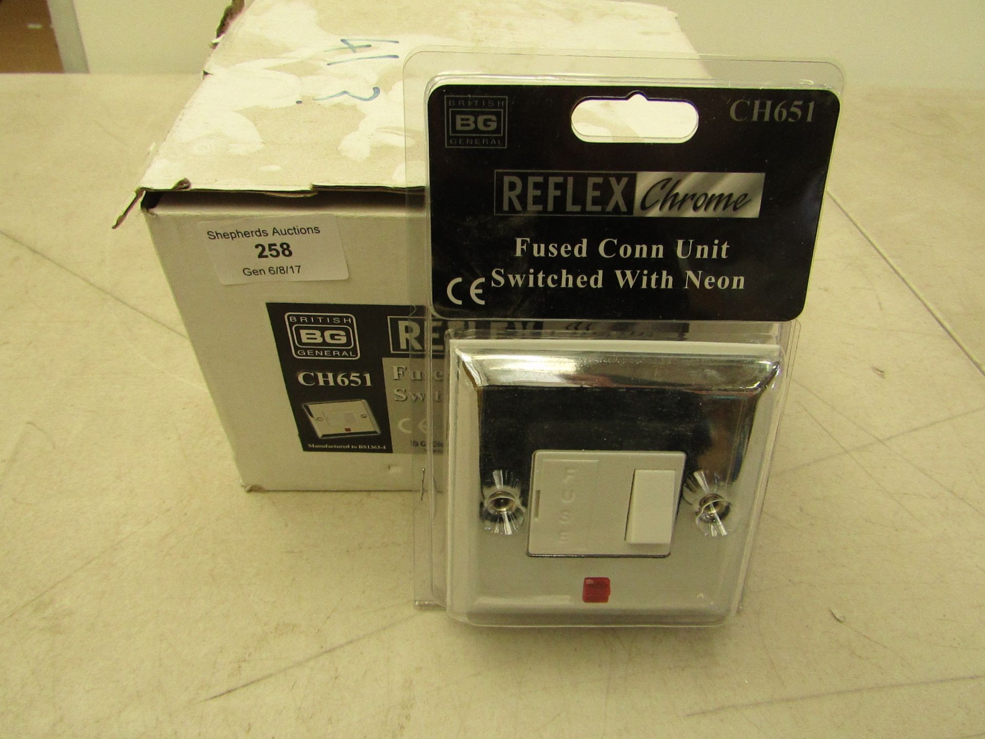 5x Reflex fused connection unit, all new and packaged.