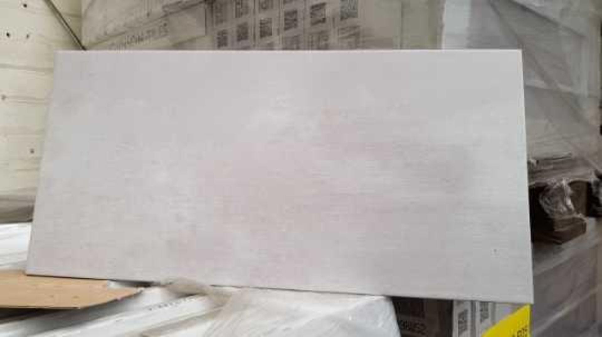 40x packs of 5 Johnsons Tiles Denver Grey (LMDEN2) 600 x 300 x 10mm tiles, New, RRP'd at 29.99 a