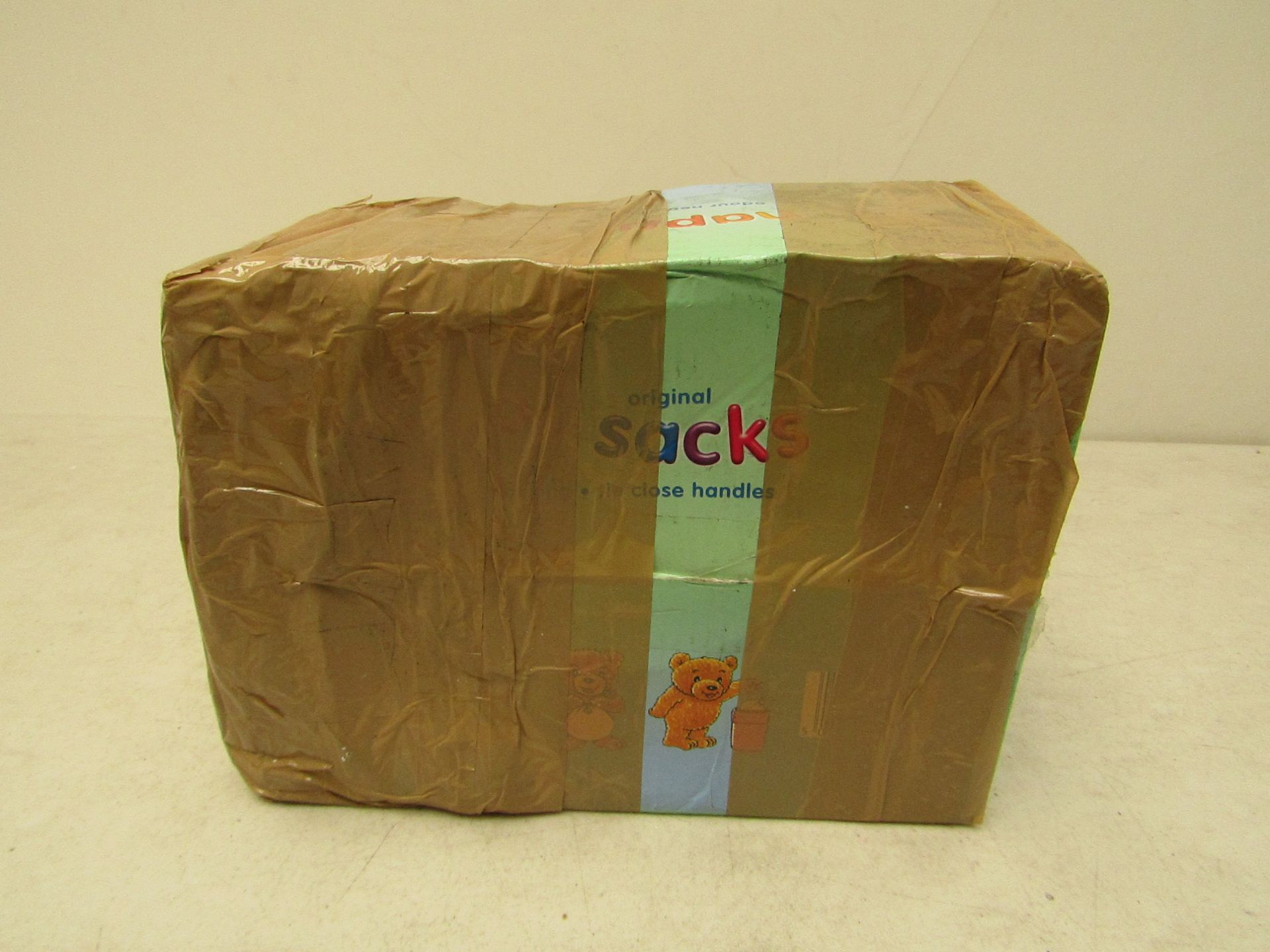 Boxe of 200 sacks nappy sack, boxed.