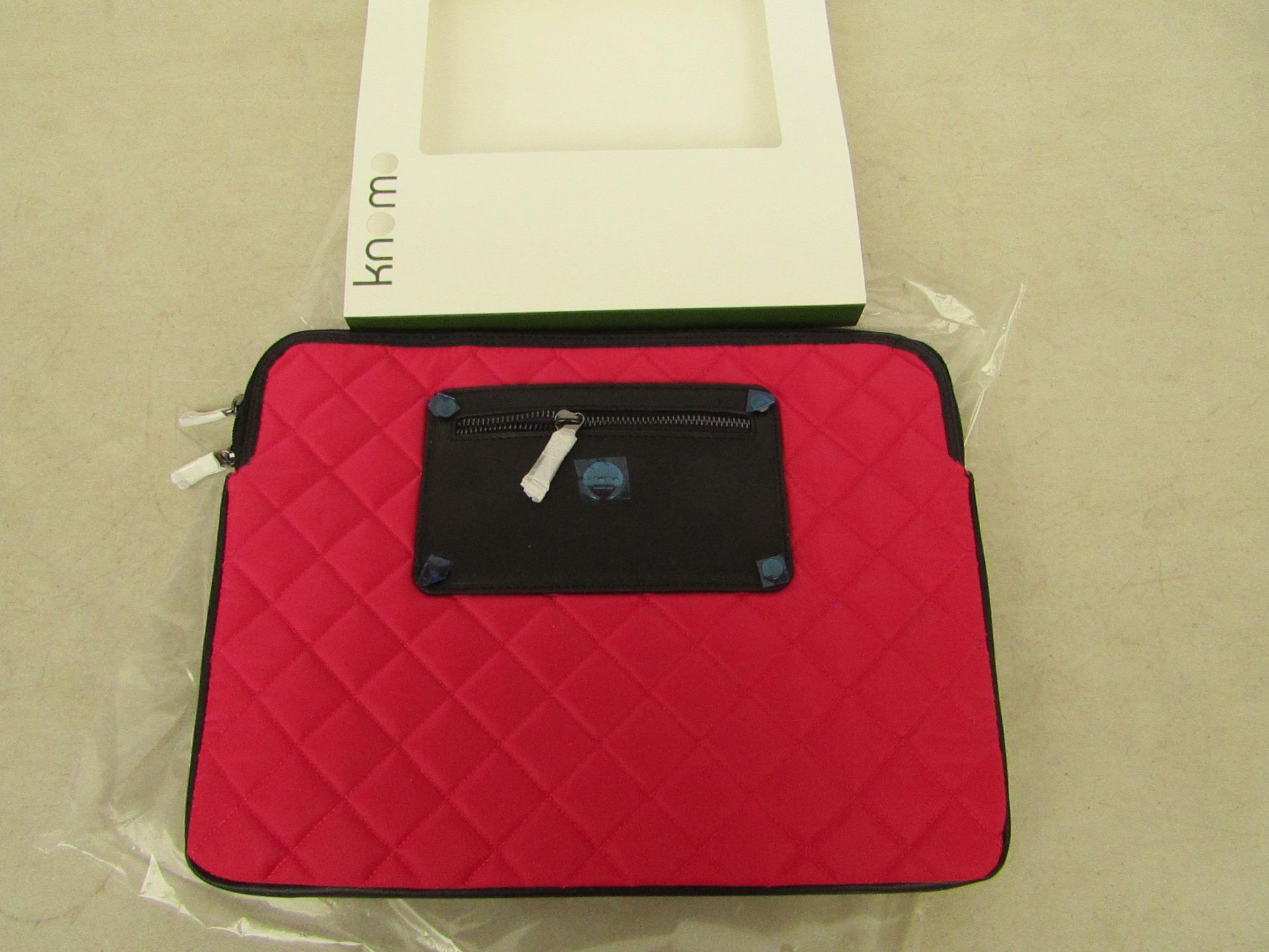 10x Knomo pink laptop sleeve for 13" MacBook Pro, brand new and boxed/packaged. Each RRP £49.00