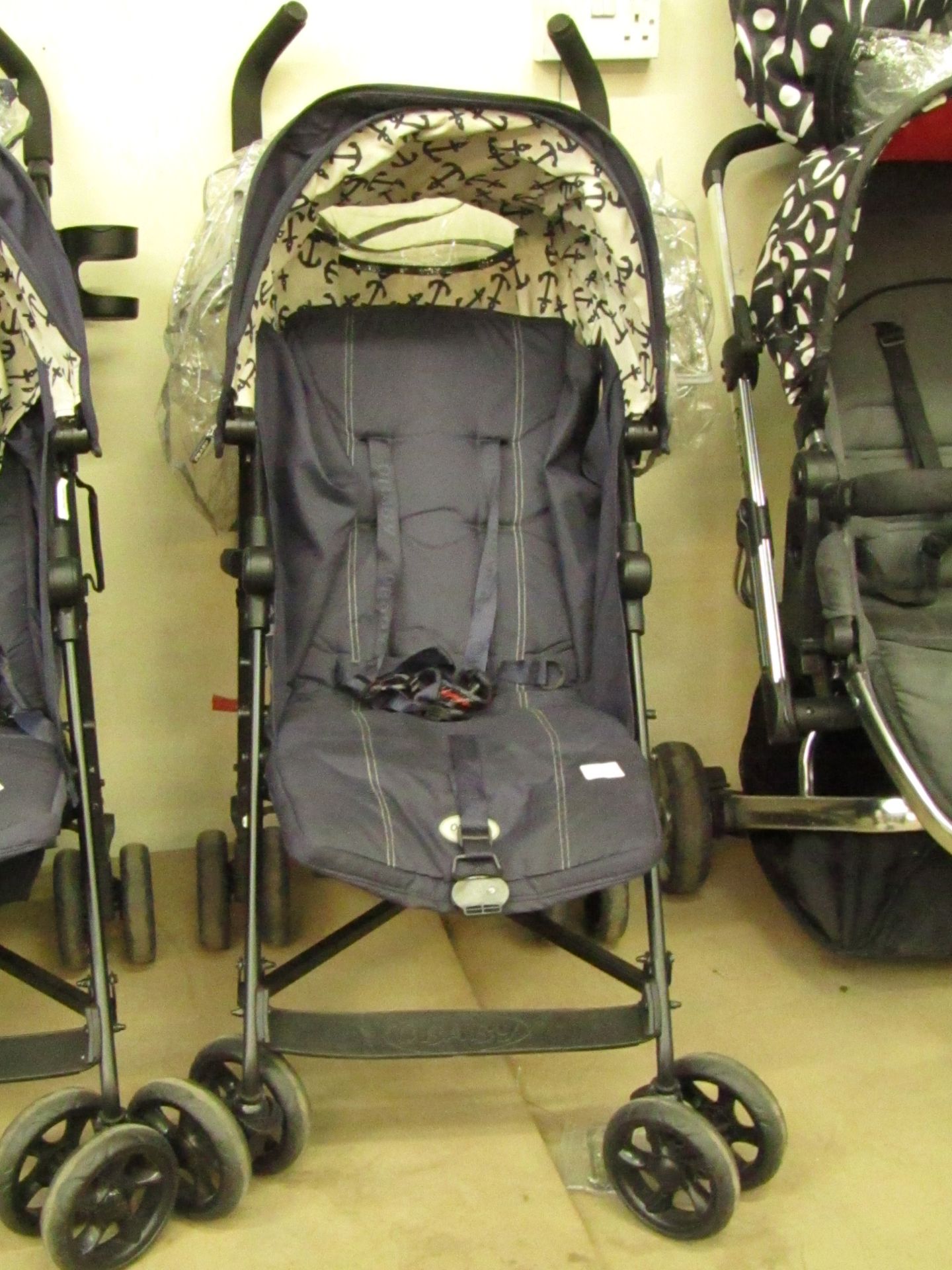 O Baby Zeal Little Cutie stroller with rain Cover, Used, RRP £139 at Kiddie care
