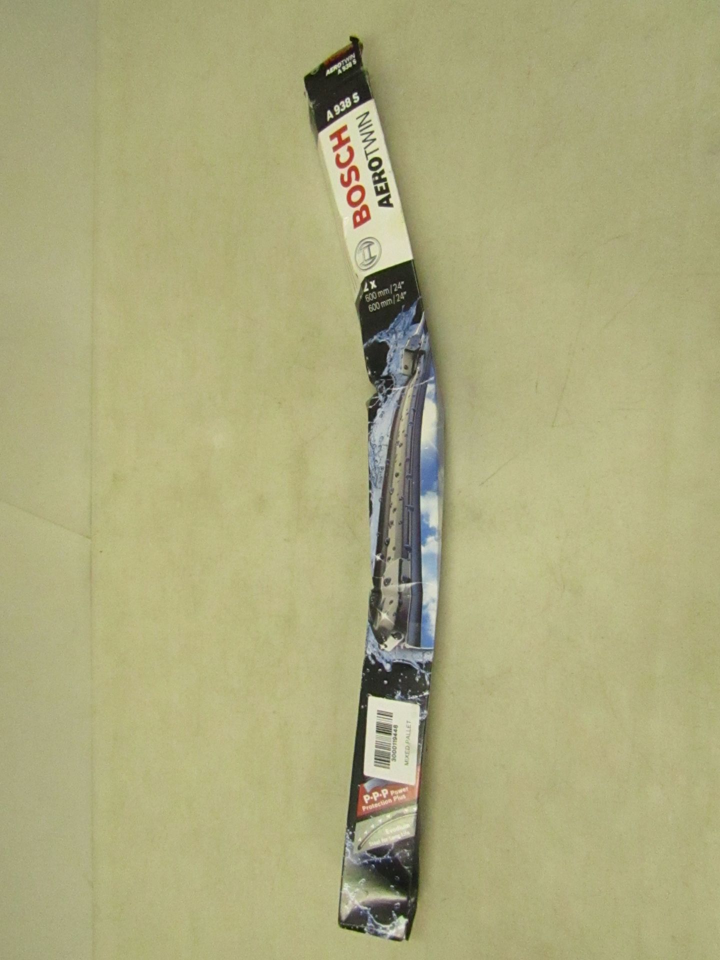 Bosch wiper blade, packaged.