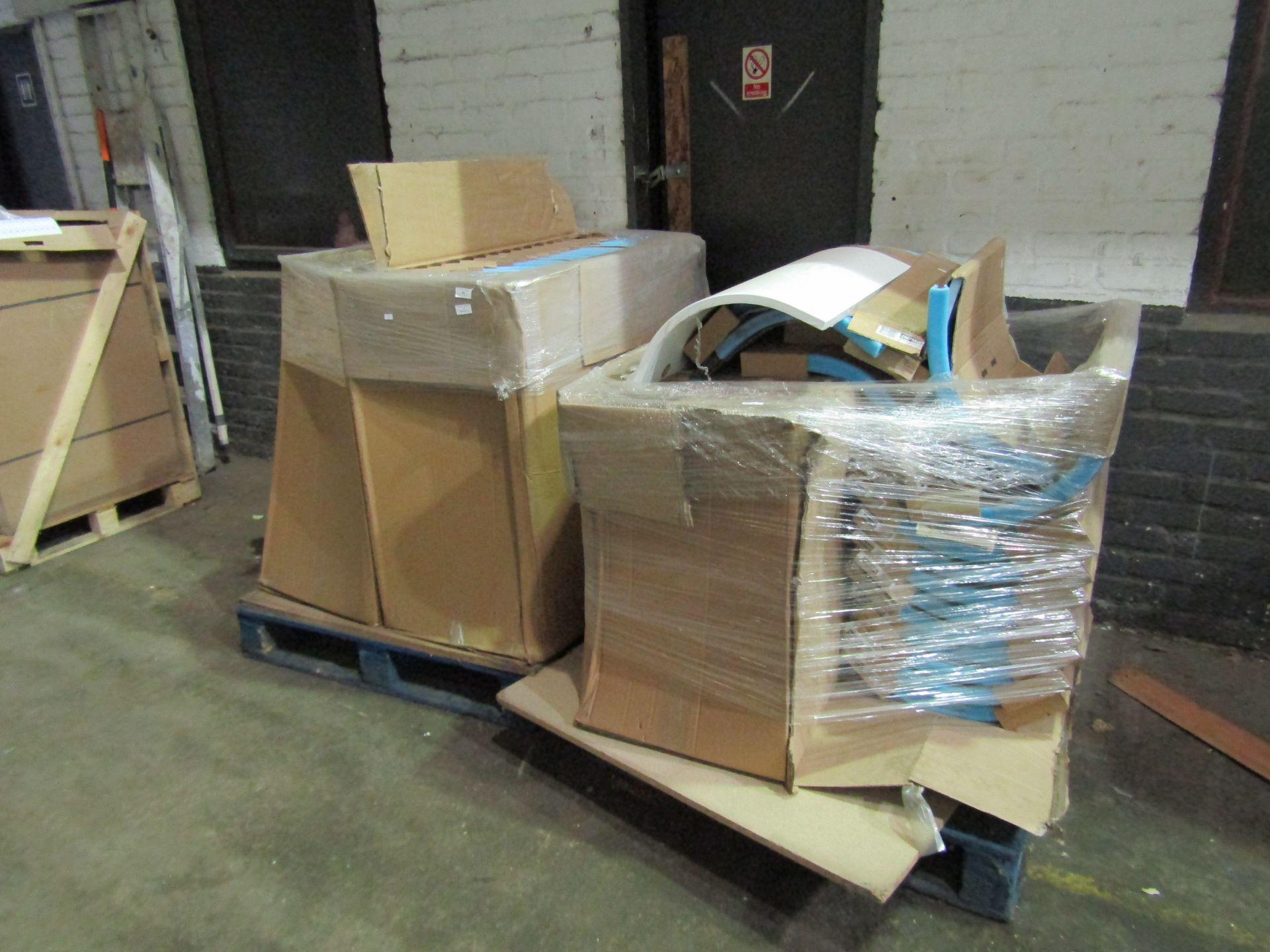 2x Pallets each containing approx 31x B&Q white gloss, tall curved kitchen unit doors, new.