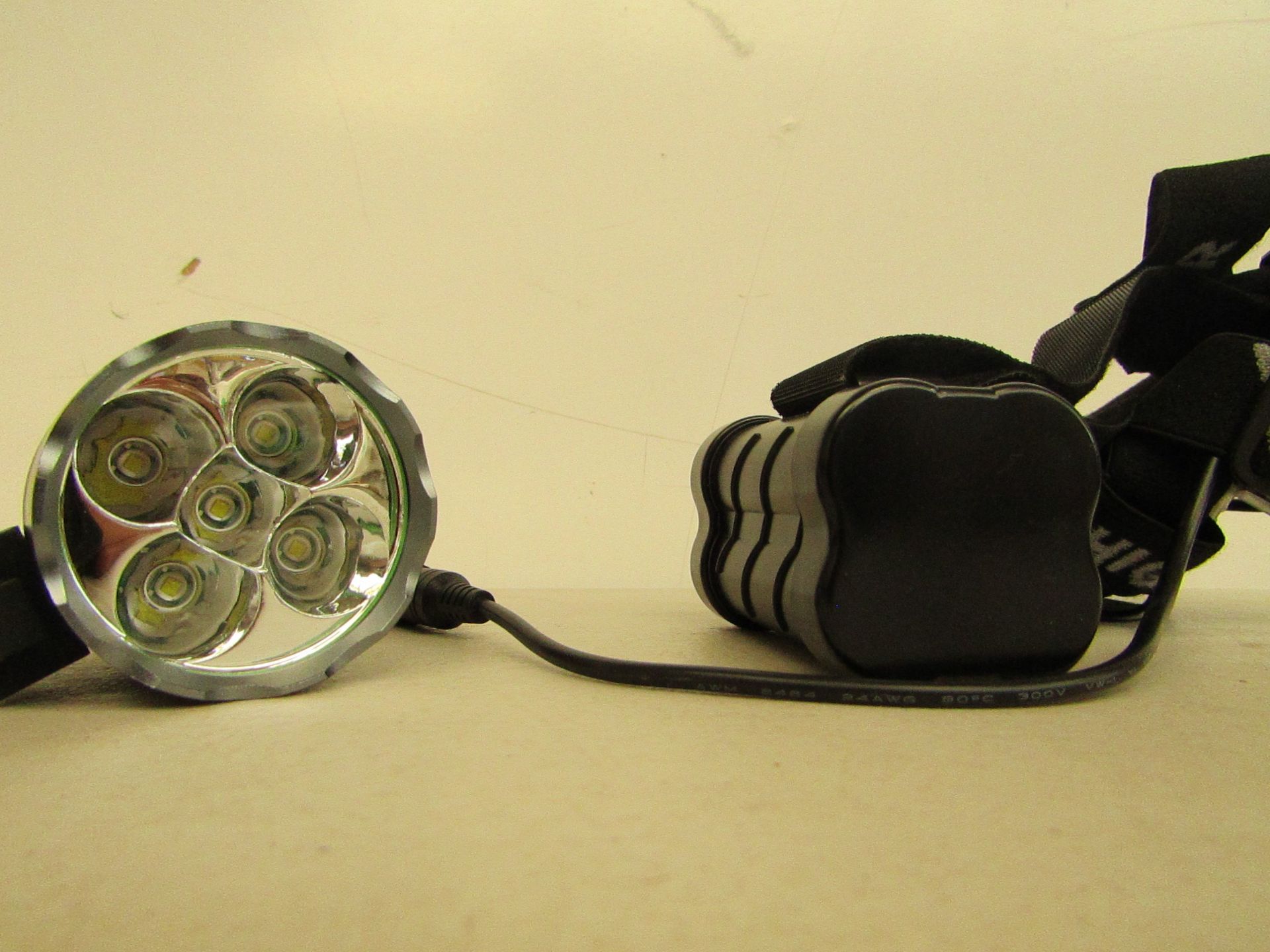 Bicycle headlamp. Unchecked & boxed.