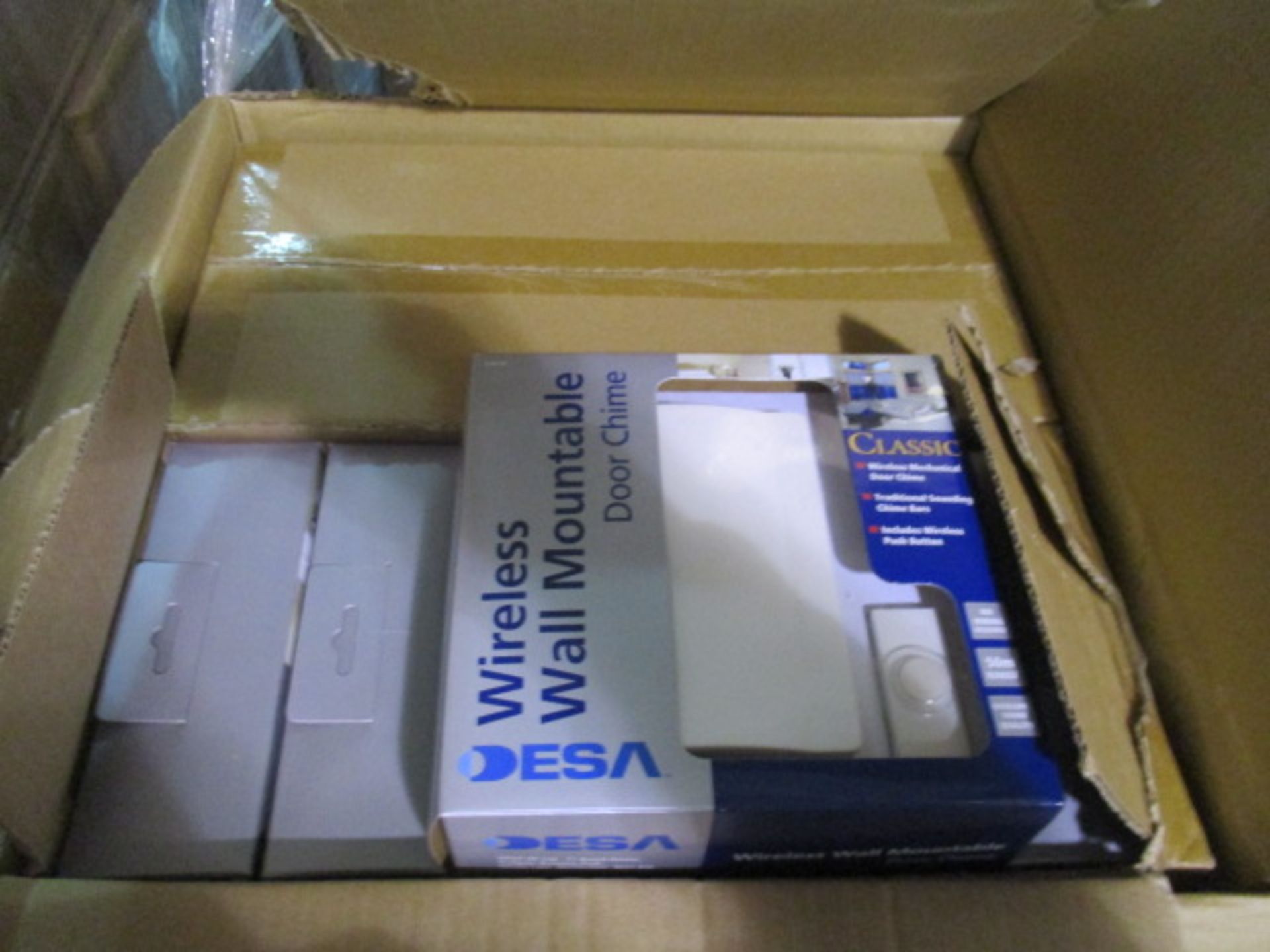 Brand new DESA Classic design wireless door chime rrp £14.99 .