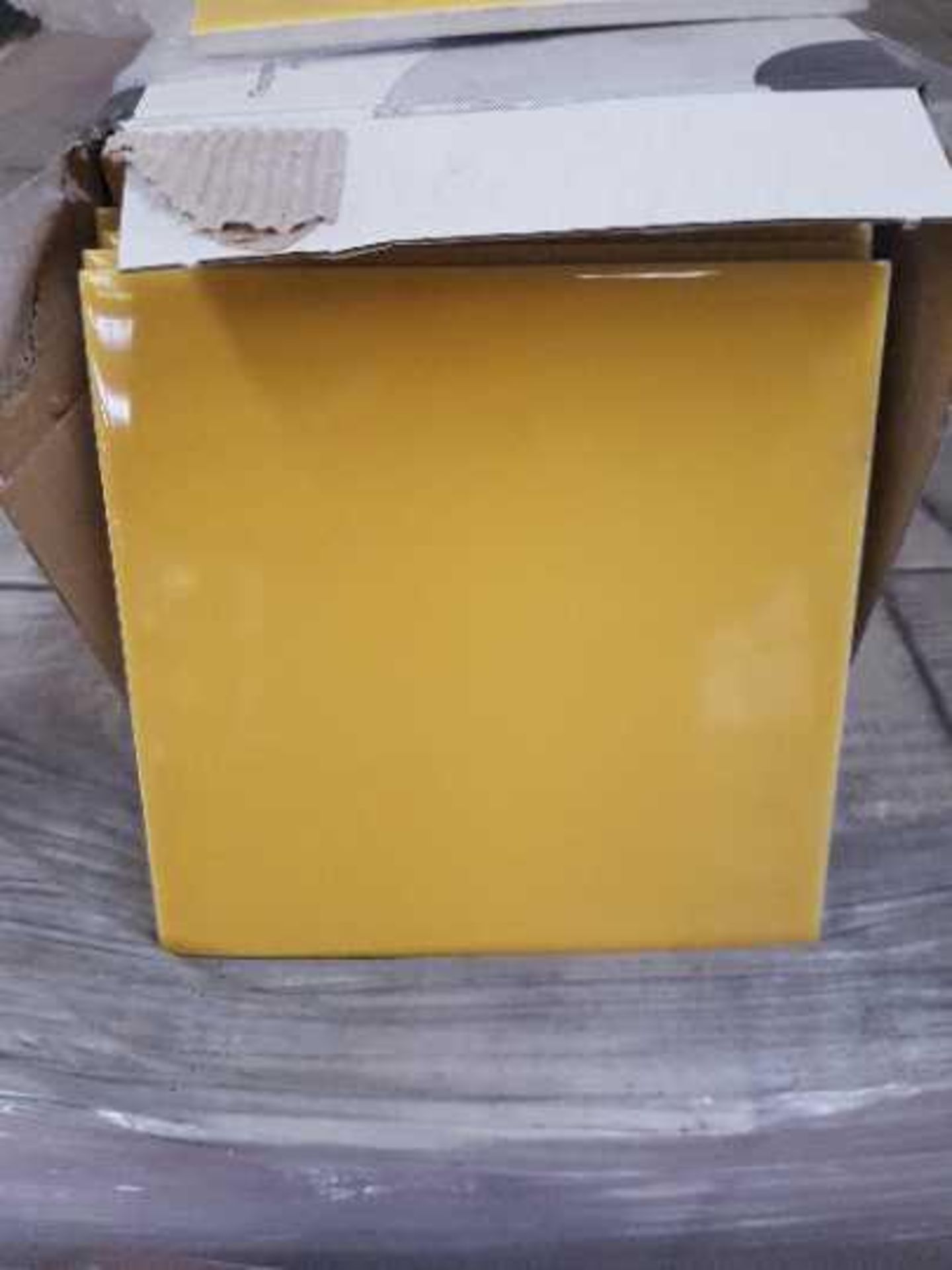 90x packs of 44 Utopia Yellow 150 x 150mm glazed wall tiles (AA043YBQUT28044), new, RRP £12.99 a