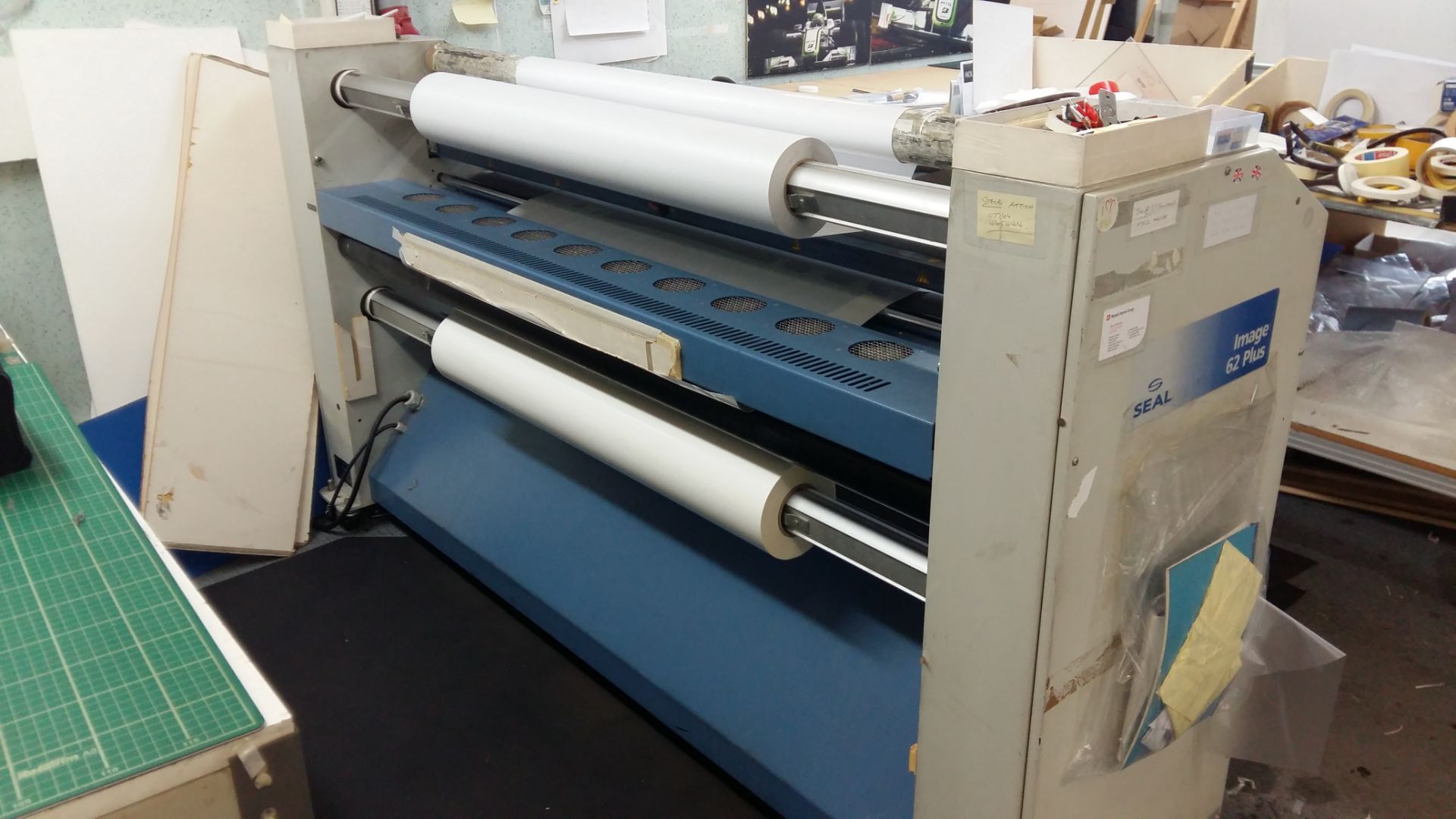 Seal Image 62 plus 62" wide format laminator - Image 4 of 4