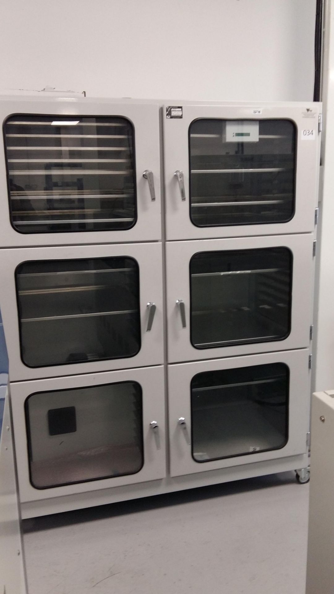 Vtech SMT Limited six compartment drying oven