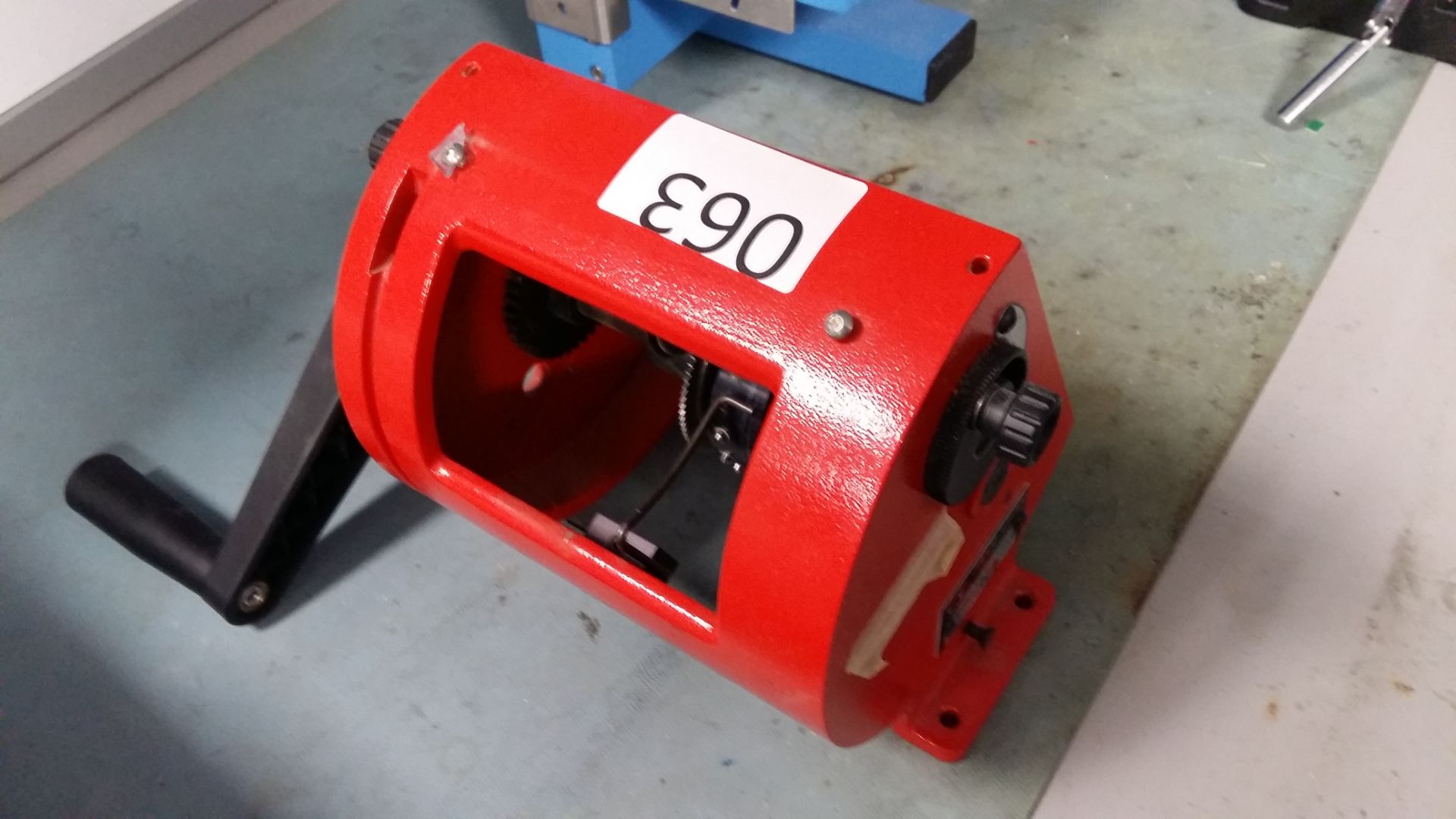 Iteco Trading 7915.113A Superform/R taped radial lead cutter - Image 4 of 4