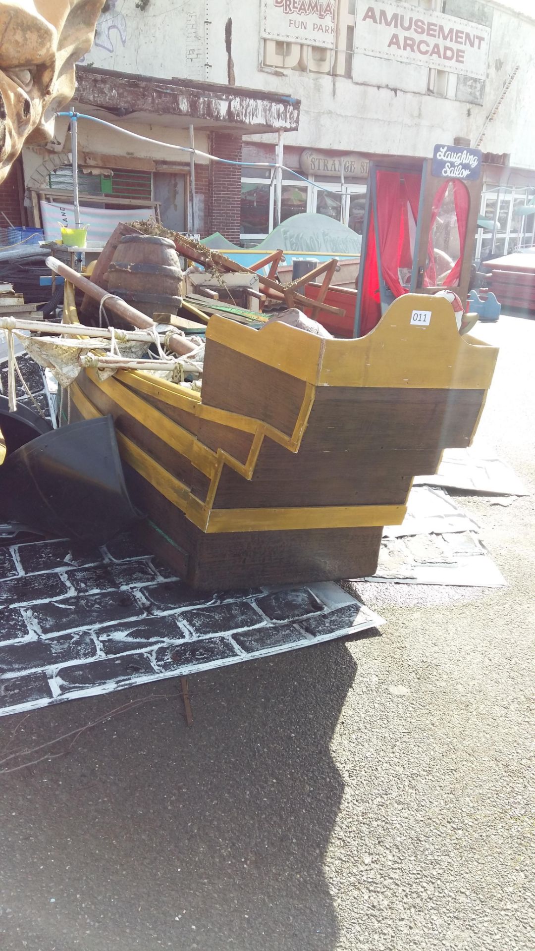 Wooden 'Pirate' ride boat - Image 3 of 8