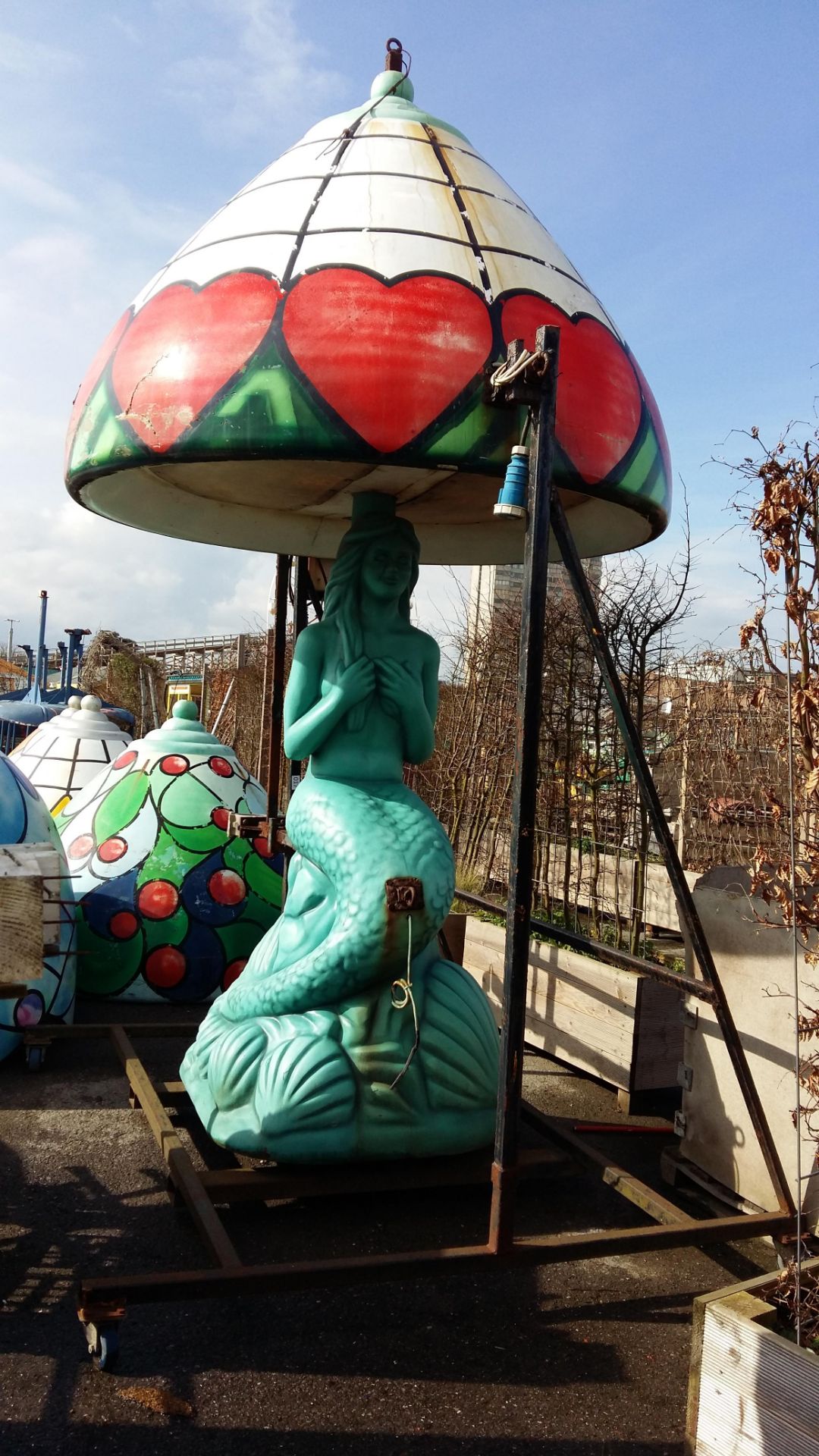 Blackpool Illuminations fibreglass Mermaid Tiffany lamp - Image 3 of 10