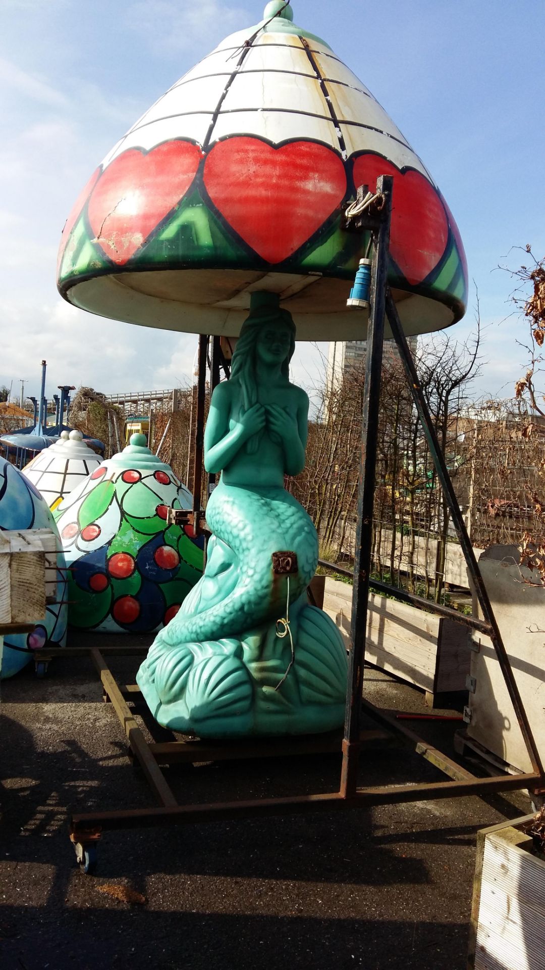 Blackpool Illuminations fibreglass Mermaid Tiffany lamp - Image 2 of 10