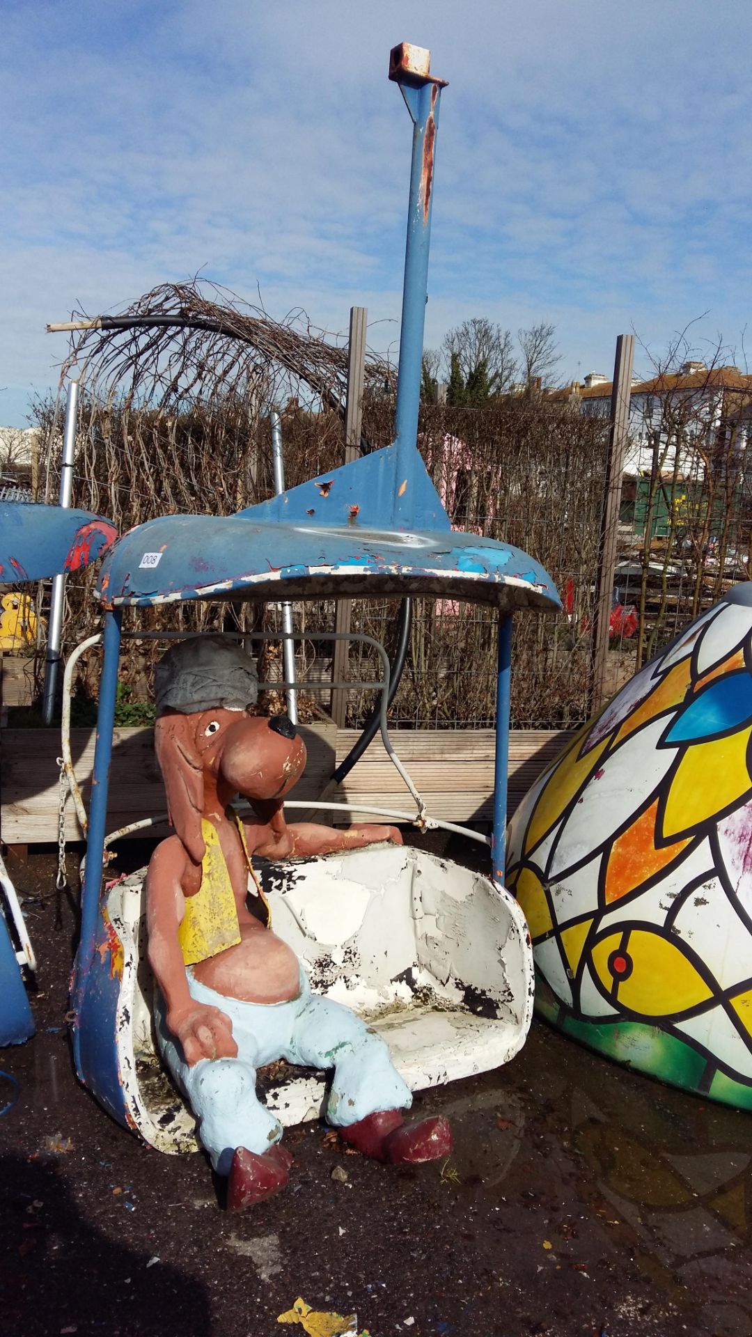 (8) 'Big wheel' ride carts to include fibreglass dog - Image 2 of 7