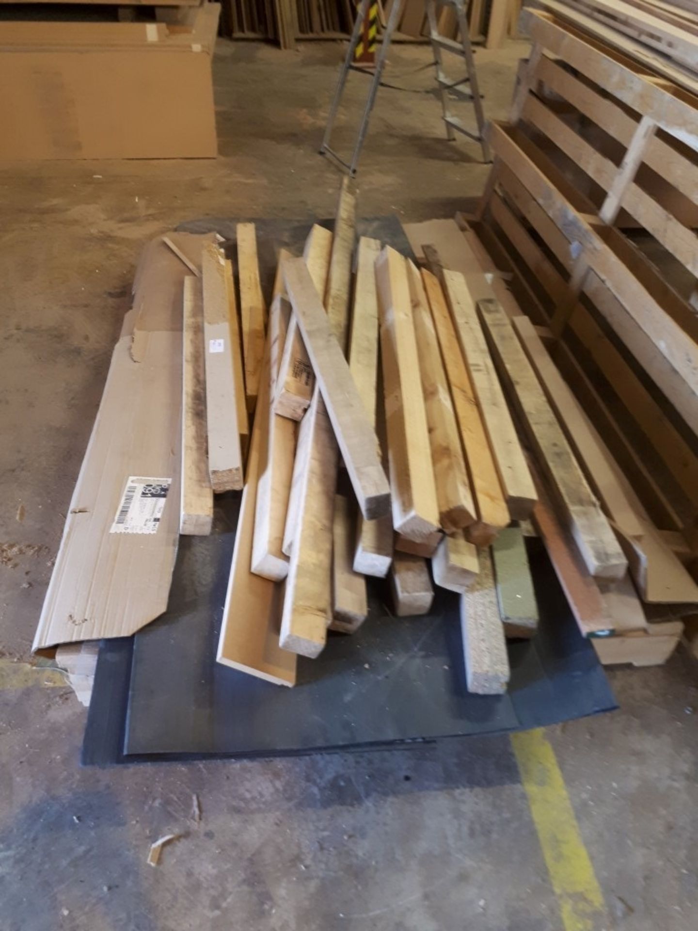 Quantity of various wood offcuts - Image 3 of 4