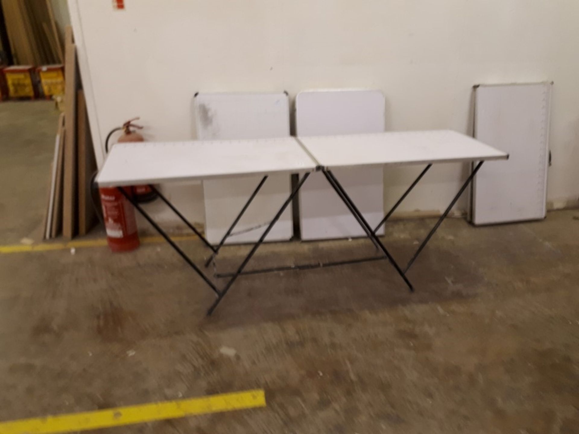 (4) 1900mm folding tables