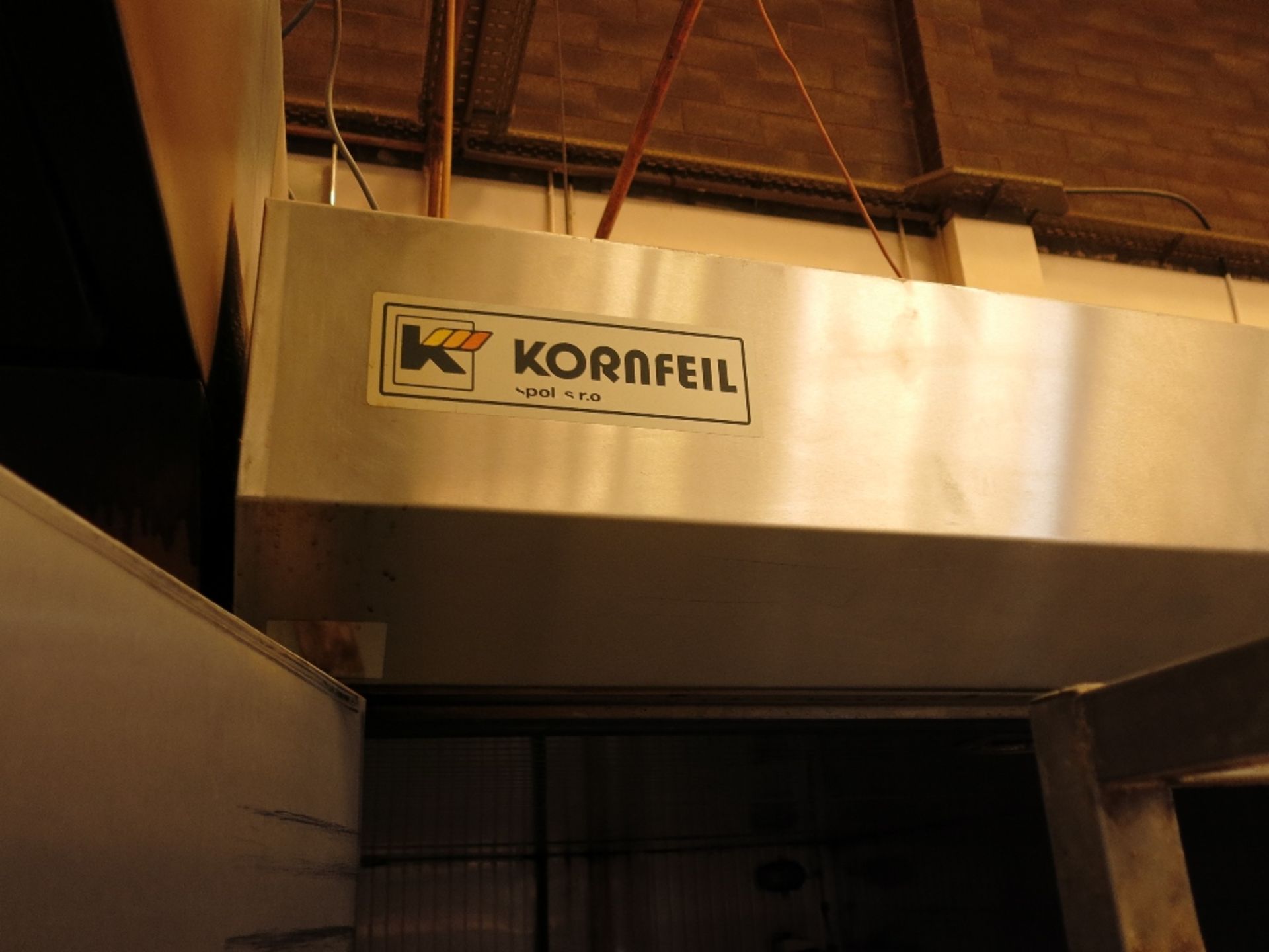 Kornfeil Double Door Prover with (2) 10 tier stainless steel rack trolleys - Image 4 of 6