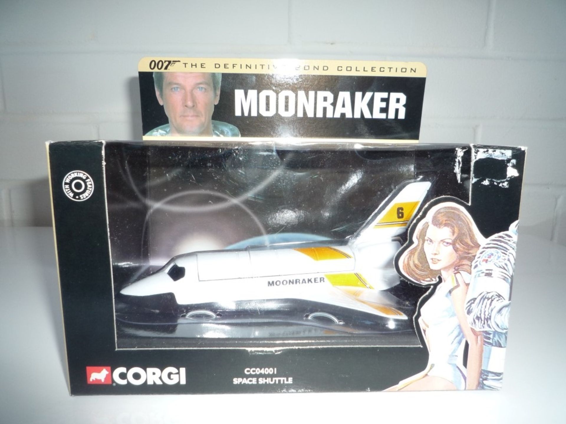 James Bond Moonraker Space Shuttle model - Image 2 of 2