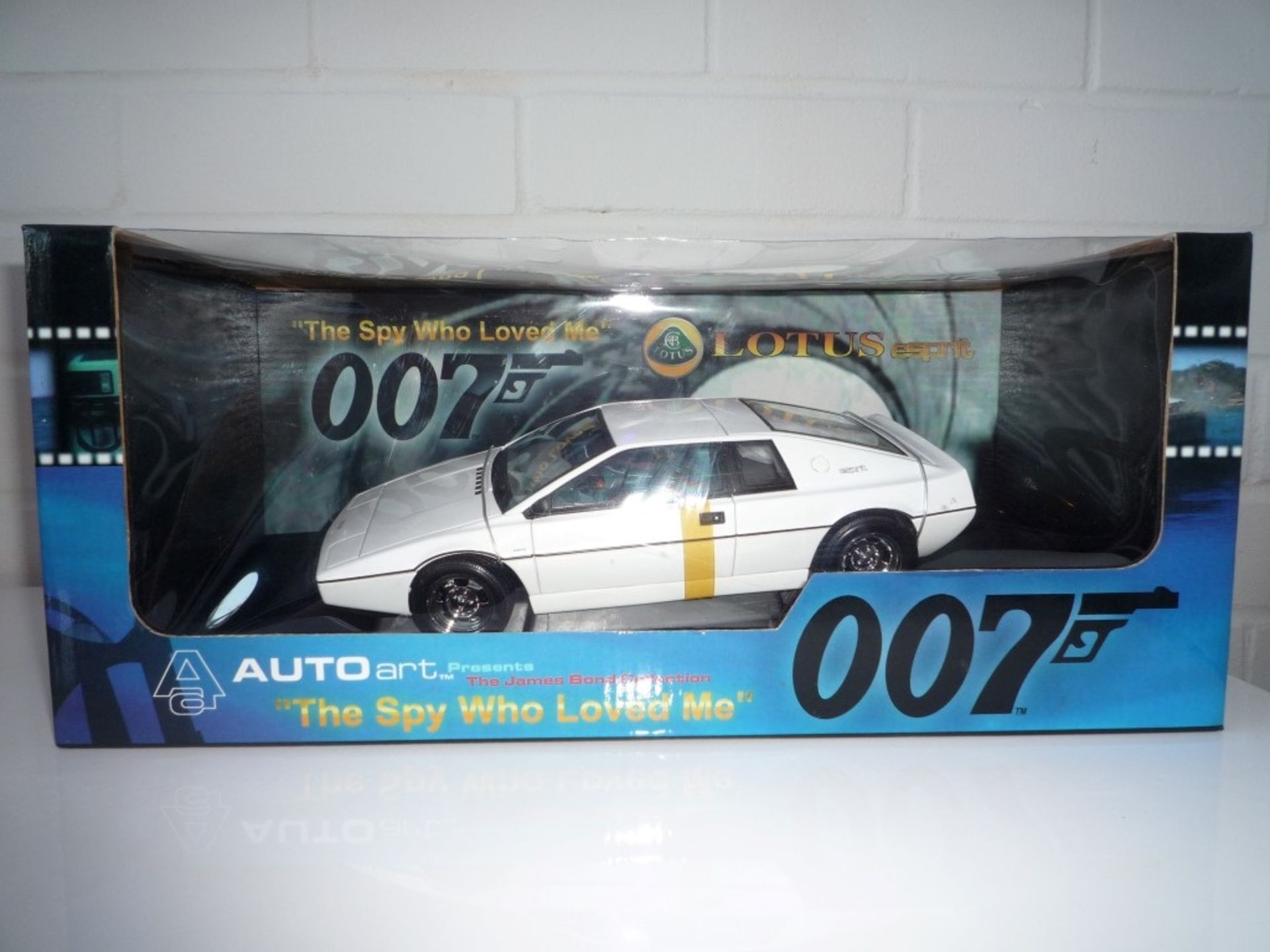 James Bond The Spy Who Loved Me model car - Image 2 of 2